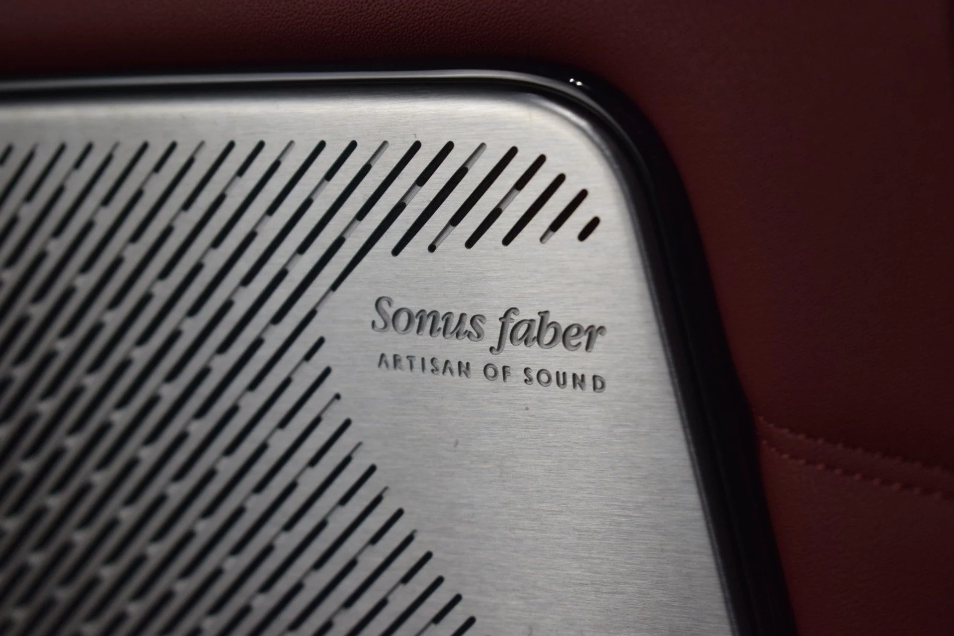 mph038_853925431_450a4013bb696116b8671943b357e36ax_5abdc5d127