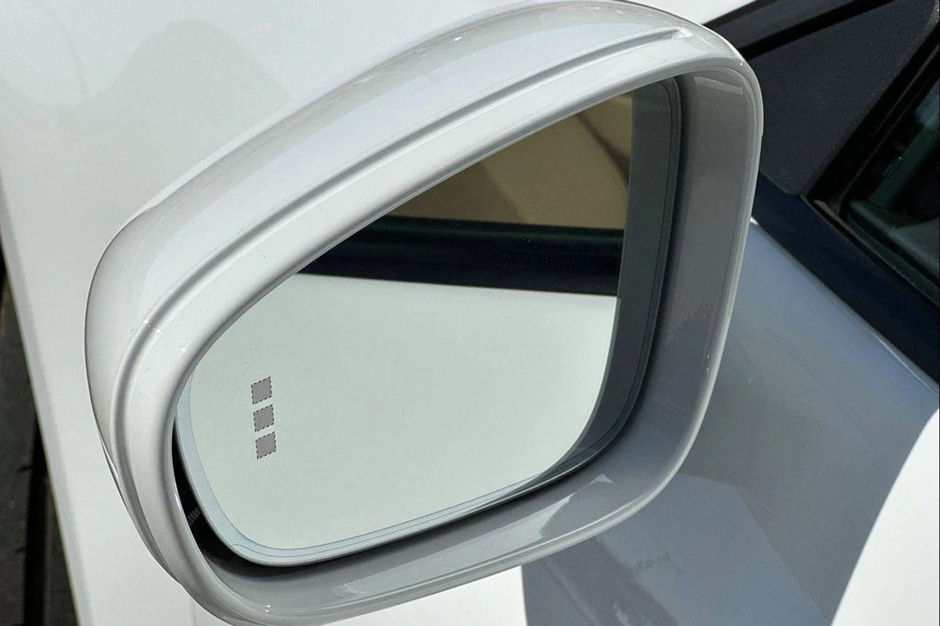 mph038_854762168_Xg1_WL_Z_Vh_M_Mg_S_Tre_Q7tq_PWXT_E_4449c4a6f1