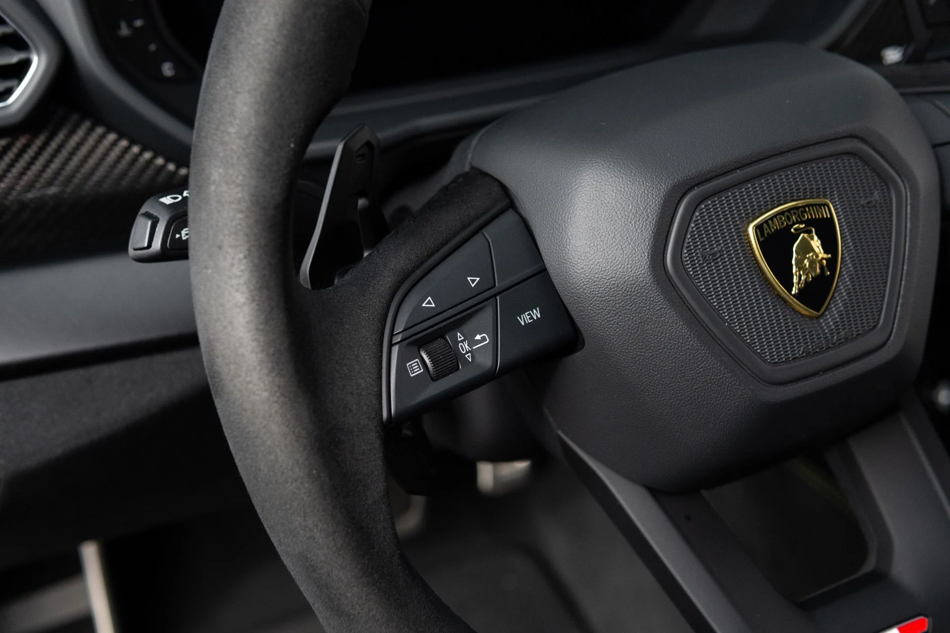 mph038_865172920_Used_2024_Lamborghini_Urus_Performante_1774062617_306037c9f0