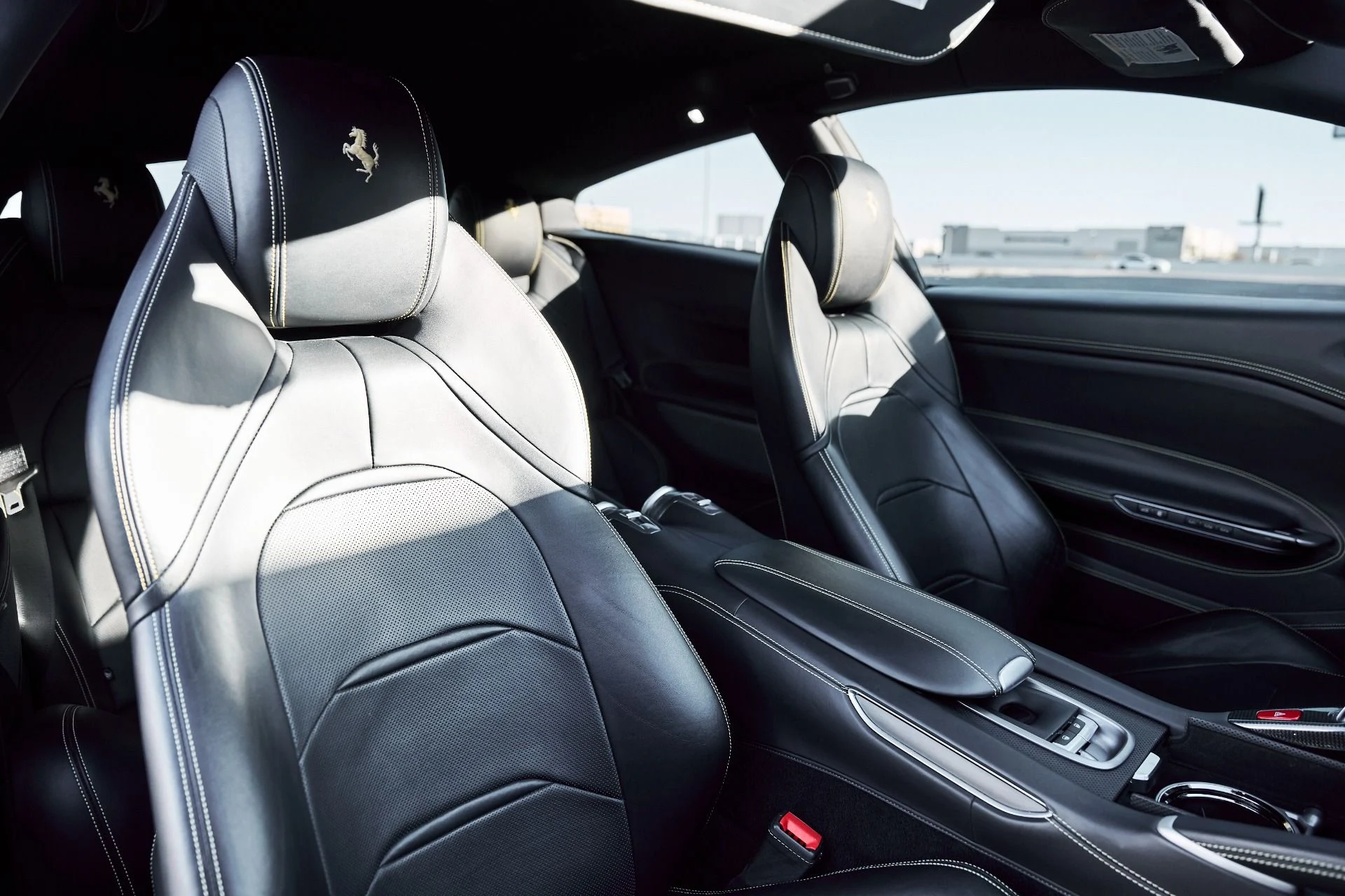 mph038_882388467_Used_2018_Ferrari_GTC_4_Lusso_T_1770509594_9138094297