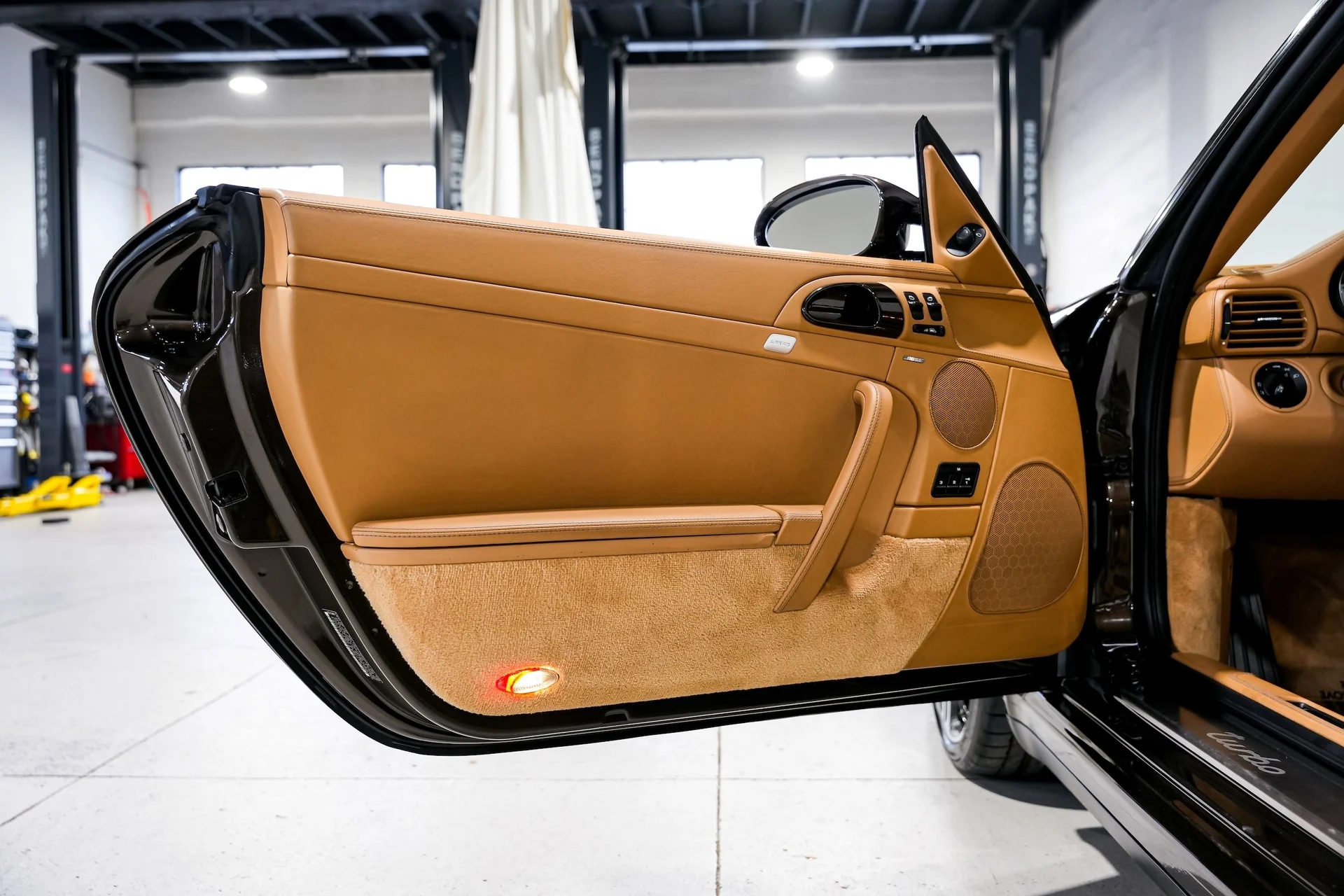 mph038_887207363_bc2f44417241758f8015db4fac42d8e3x_4f3b4604f9