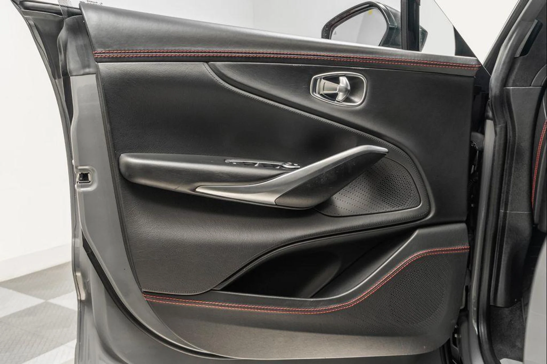 mph038_899911237_s_A48ew_IZZ_Oce_Rr_Ut_Wlz_AA_6lz_Vqw_205b51bef3