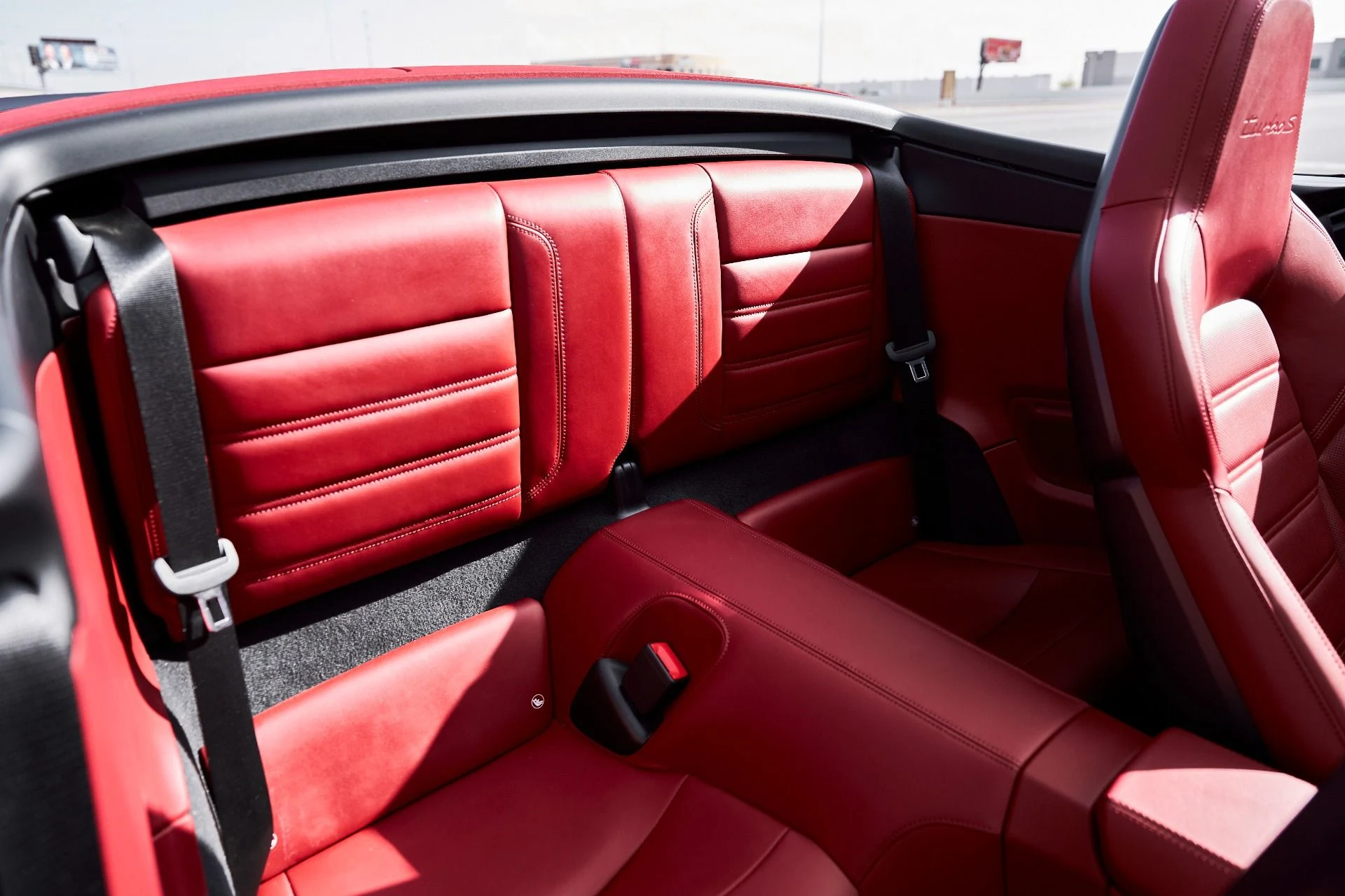 mph038_903587754_Used_2021_Porsche_911_Turbo_S_1767839093_ccfa155fd5