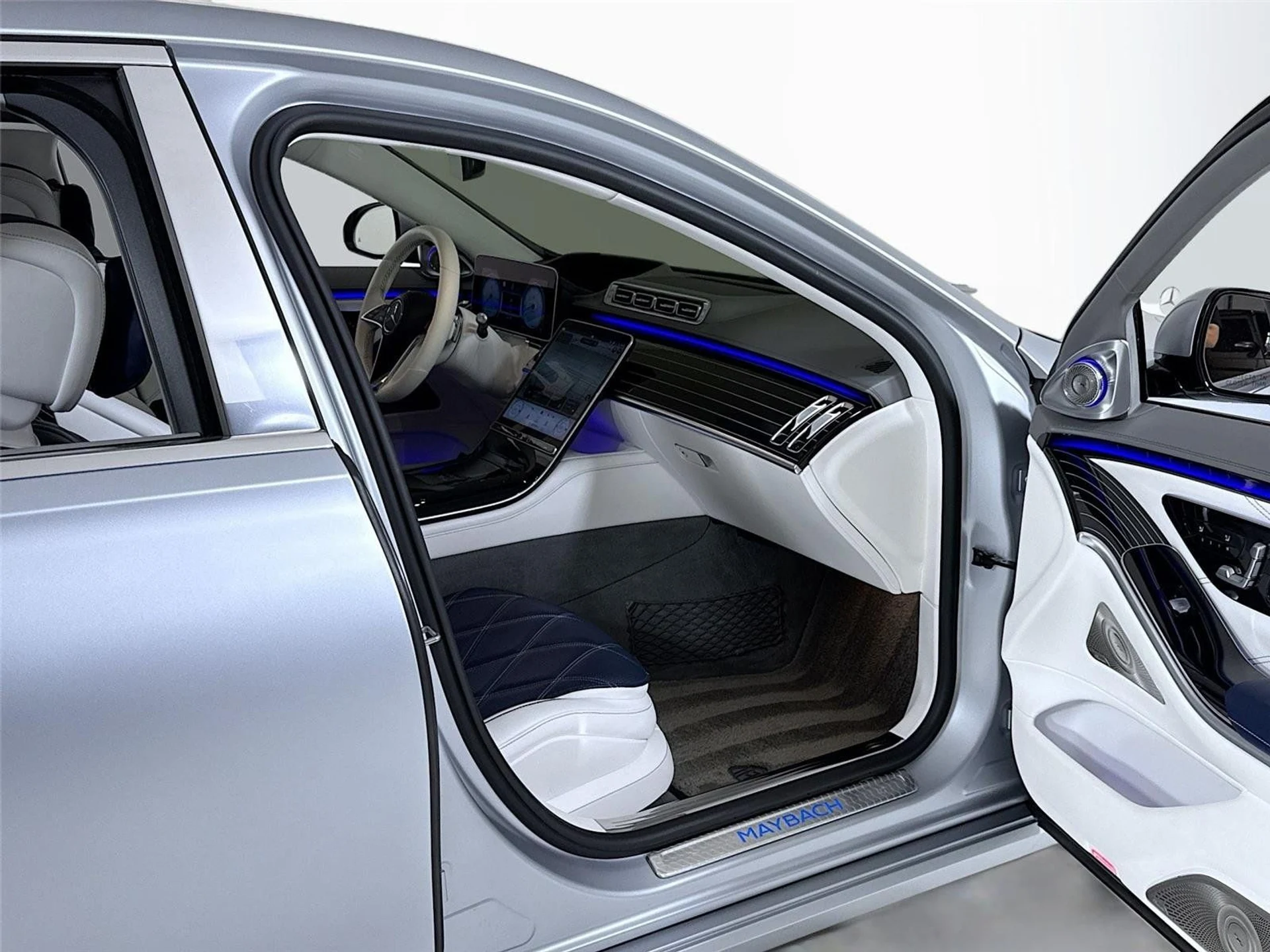 mph038_909743551_0cd40c0f81150f48835b6e5c0a5a1699_86126891d1