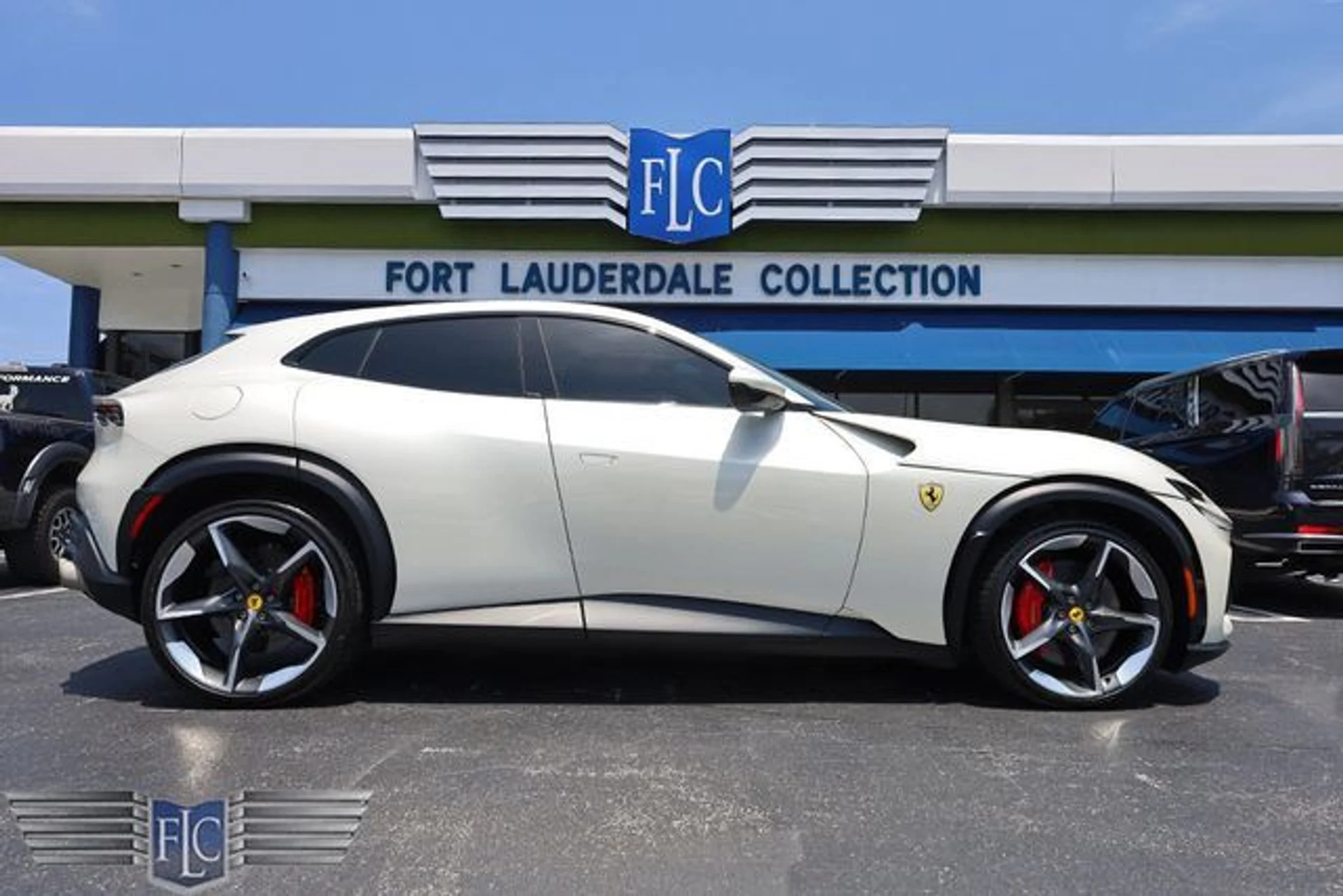 mph038_910141883_used_2023_ferrari_purosangue_6305_23056070_43_640_2081779a08