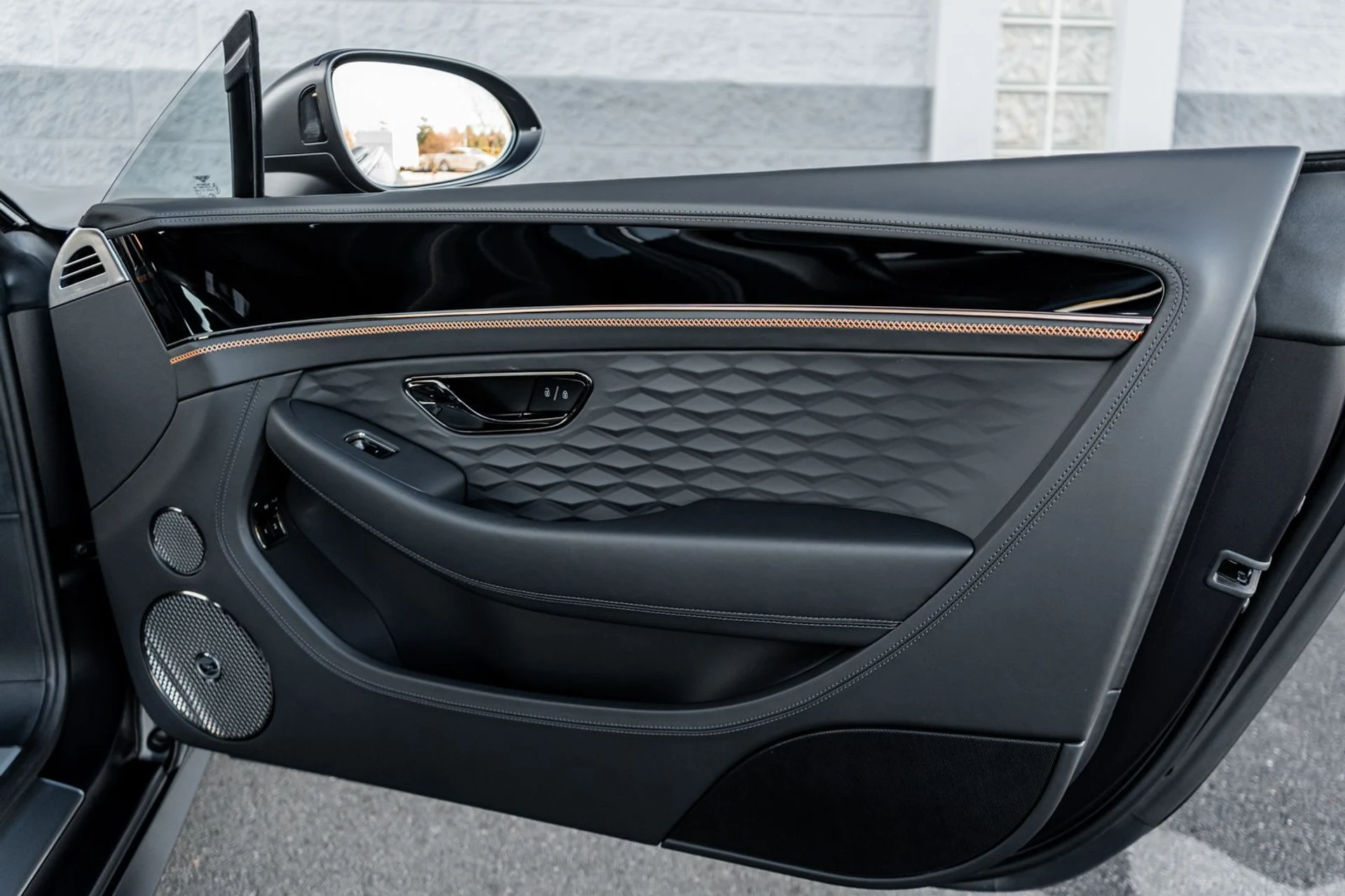 mph038_914928671_6d5bd7c2_54d9_49ad_a387_53b935f4652e_2e0195bbd2