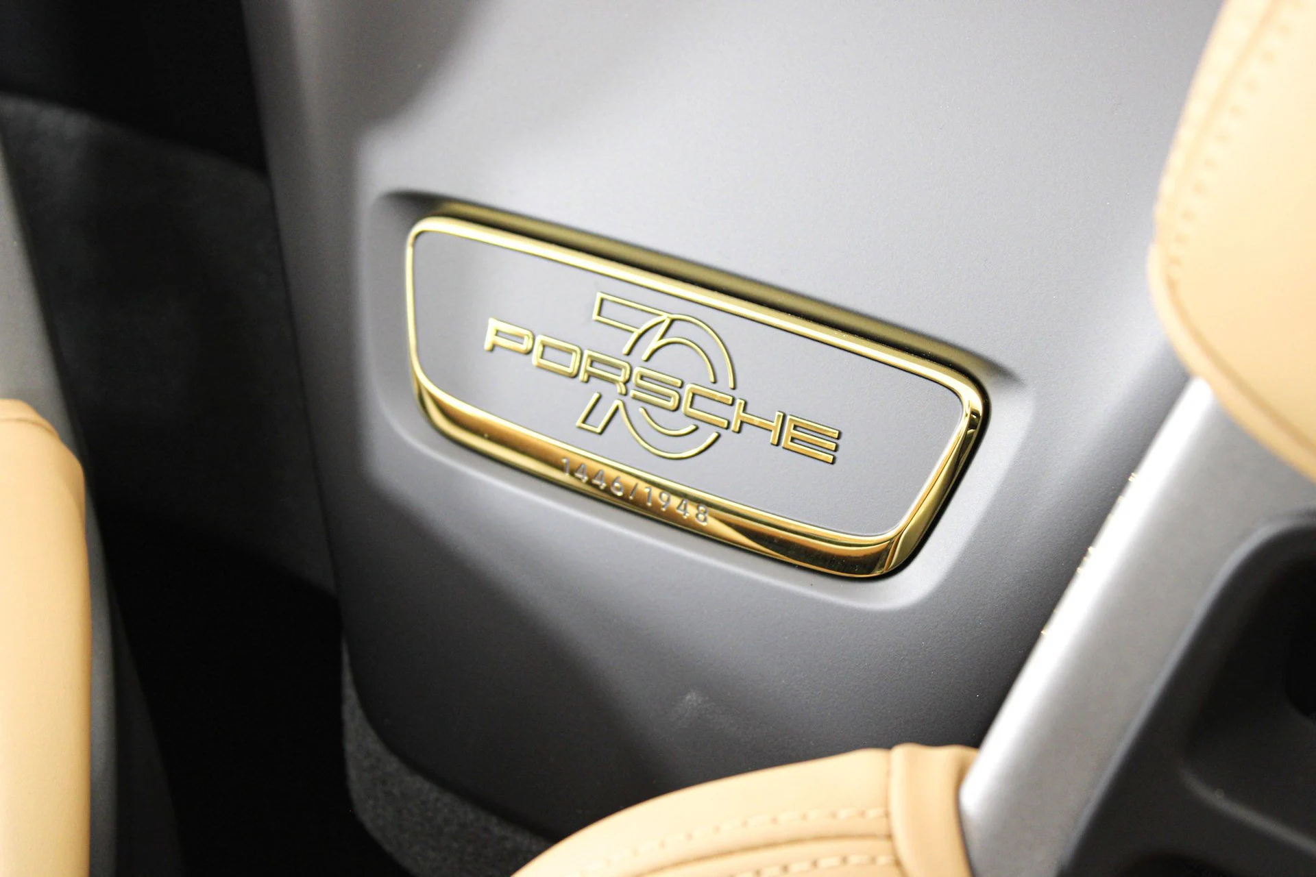 mph038_918761131_43554e3993b61d663a311d46679234f5_29f02ef1e5