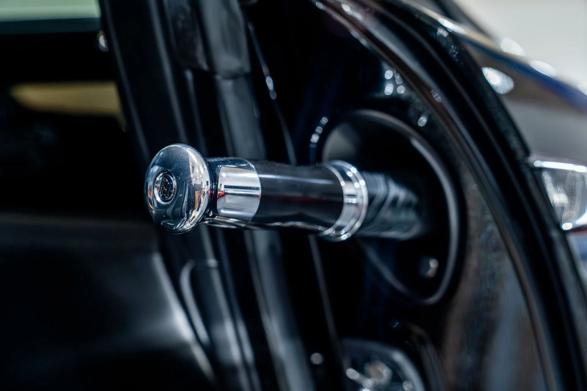 mph038_926082812_Used_2014_Rolls_Royce_Wraith_360000_MSRP_Starlight_Headliner_24_Wheels_1765745604_988a30b971