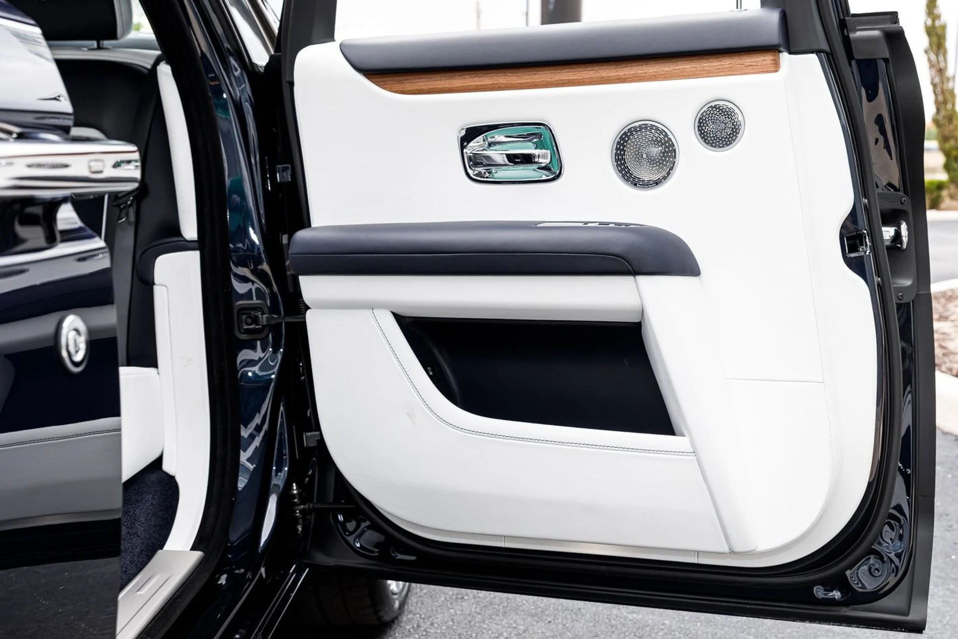 mph038_932023990_0d824182e7d8ff2743c11a81b197a758x_9043b785df