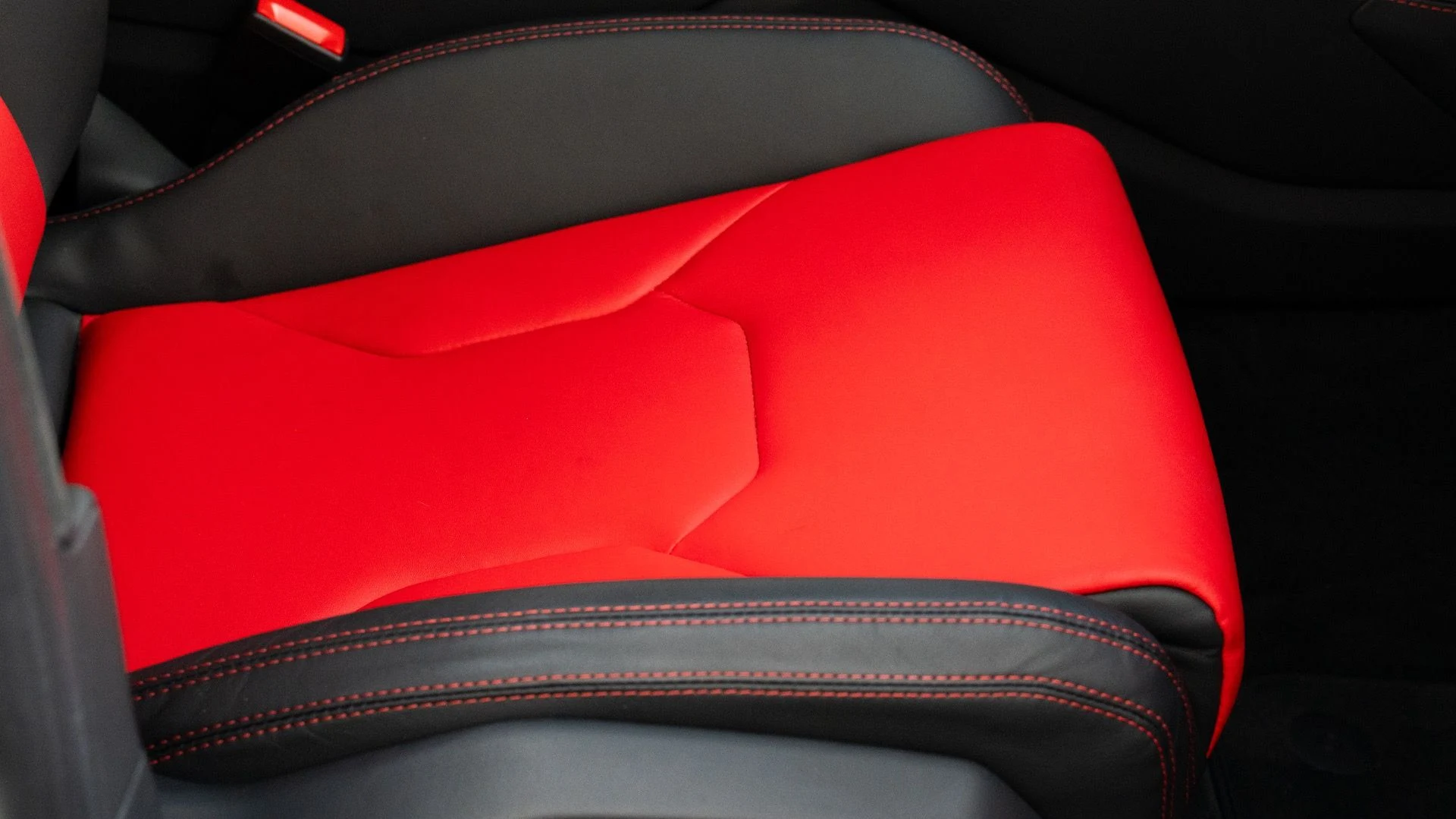 mph038_95965774_Used_2021_Lamborghini_Urus_1754681959_fc08c59250