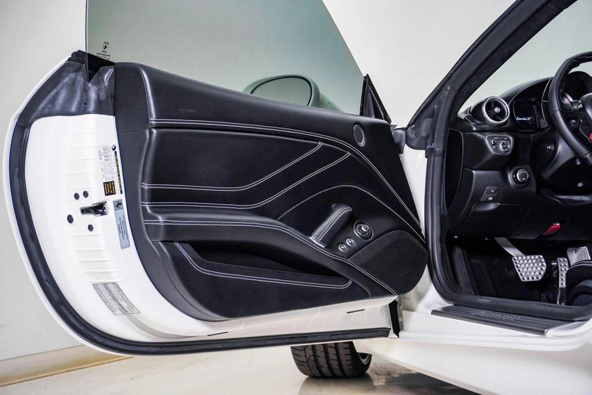 mph038_965941060_0r_PN_S9_Bo_F_Pl_Dp_Rr9mc4_Faw_N_Mq_Y_a4930a54ea