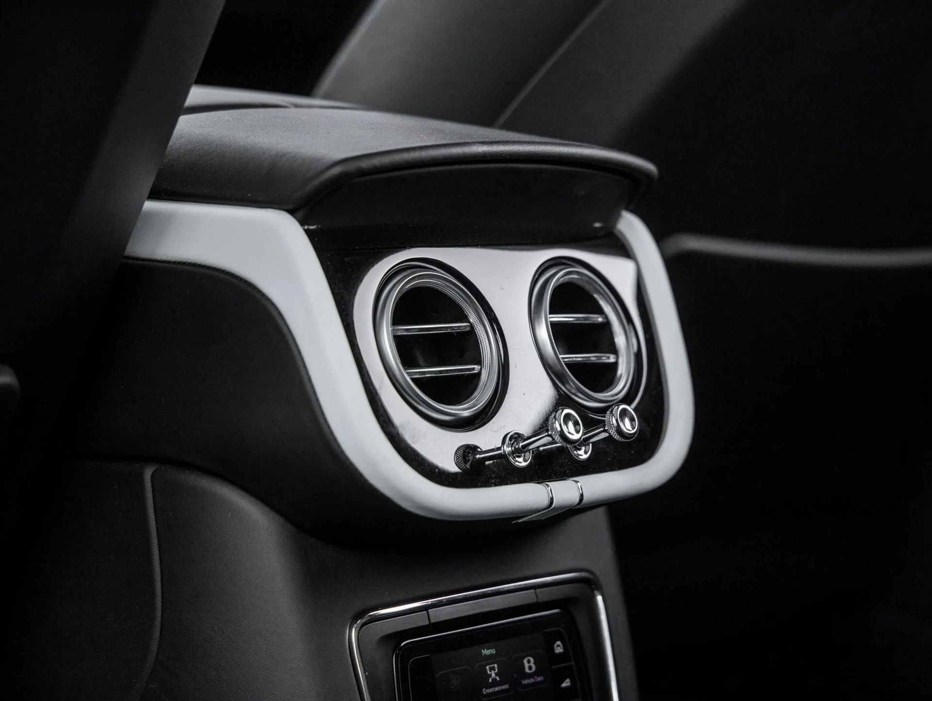 mph038_967906809_39_4621f21d5a