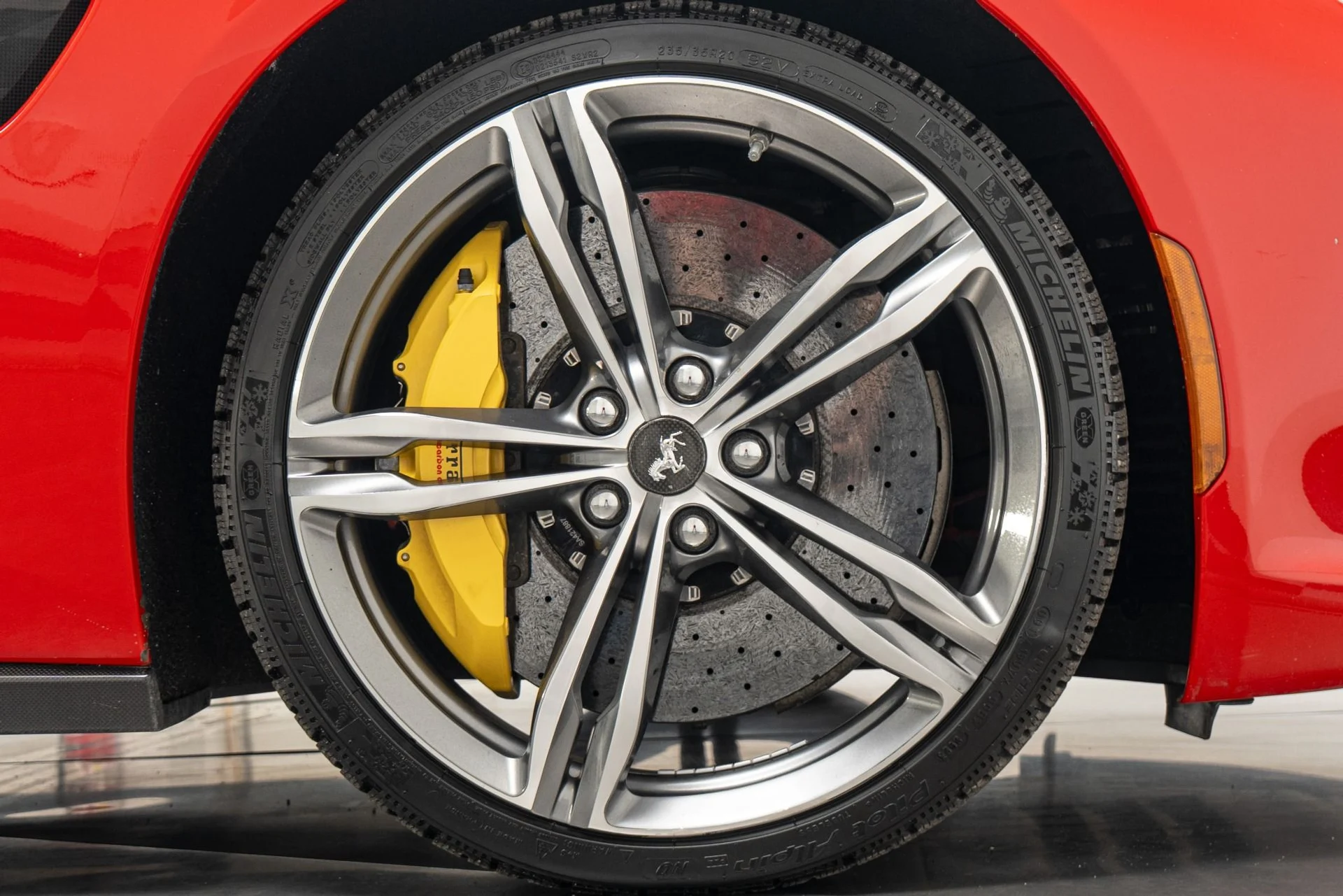 mph038_984737915_Used_2020_Ferrari_GTC_4_Lusso_V12_Power_Passenger_Display_Carbon_Fiber_Interior_Trim_1776369259_66993817b0