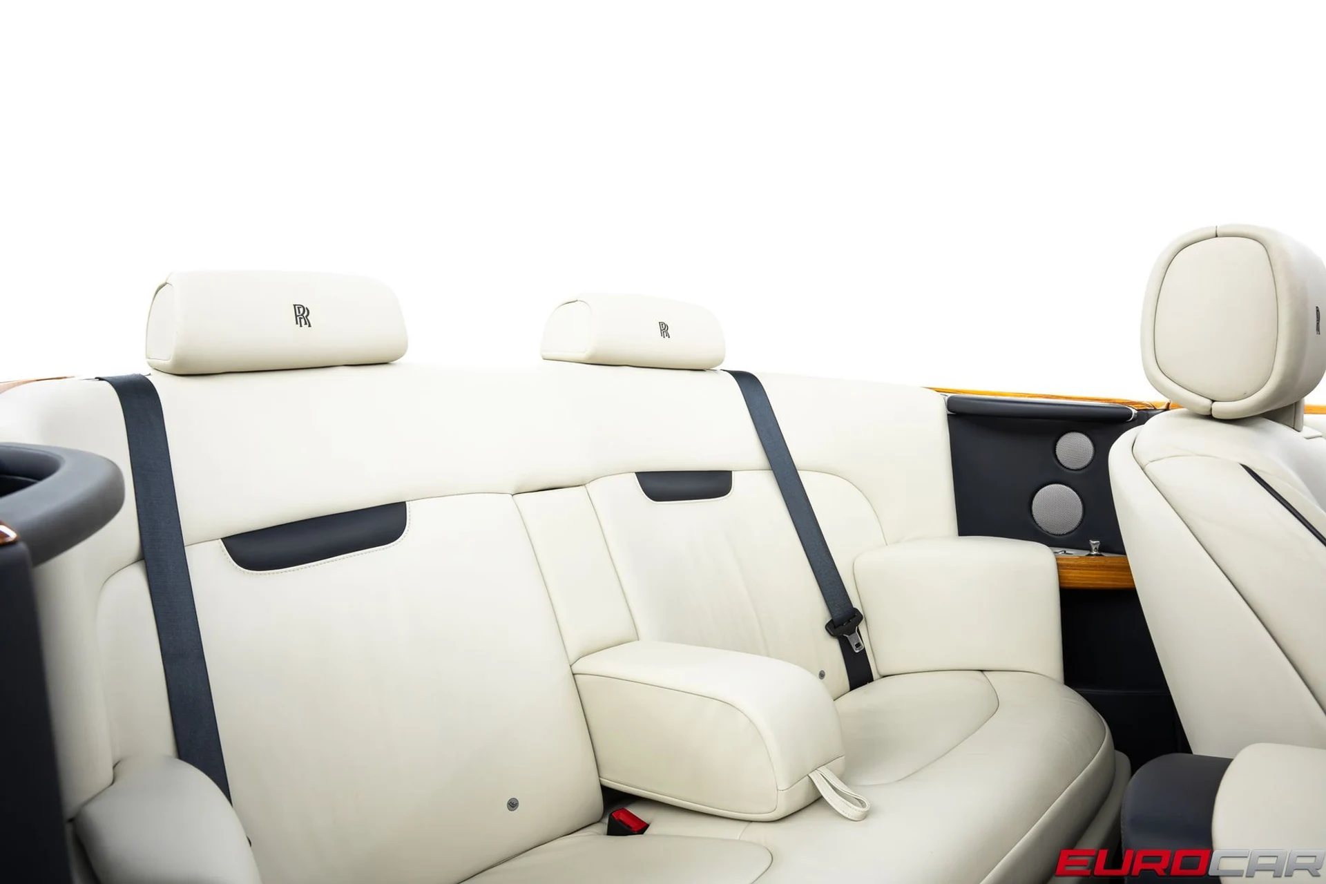 mph038_985683576_d6a3e0f5_dced_49bc_b84a_454c1c7f1adf_08fc81b080