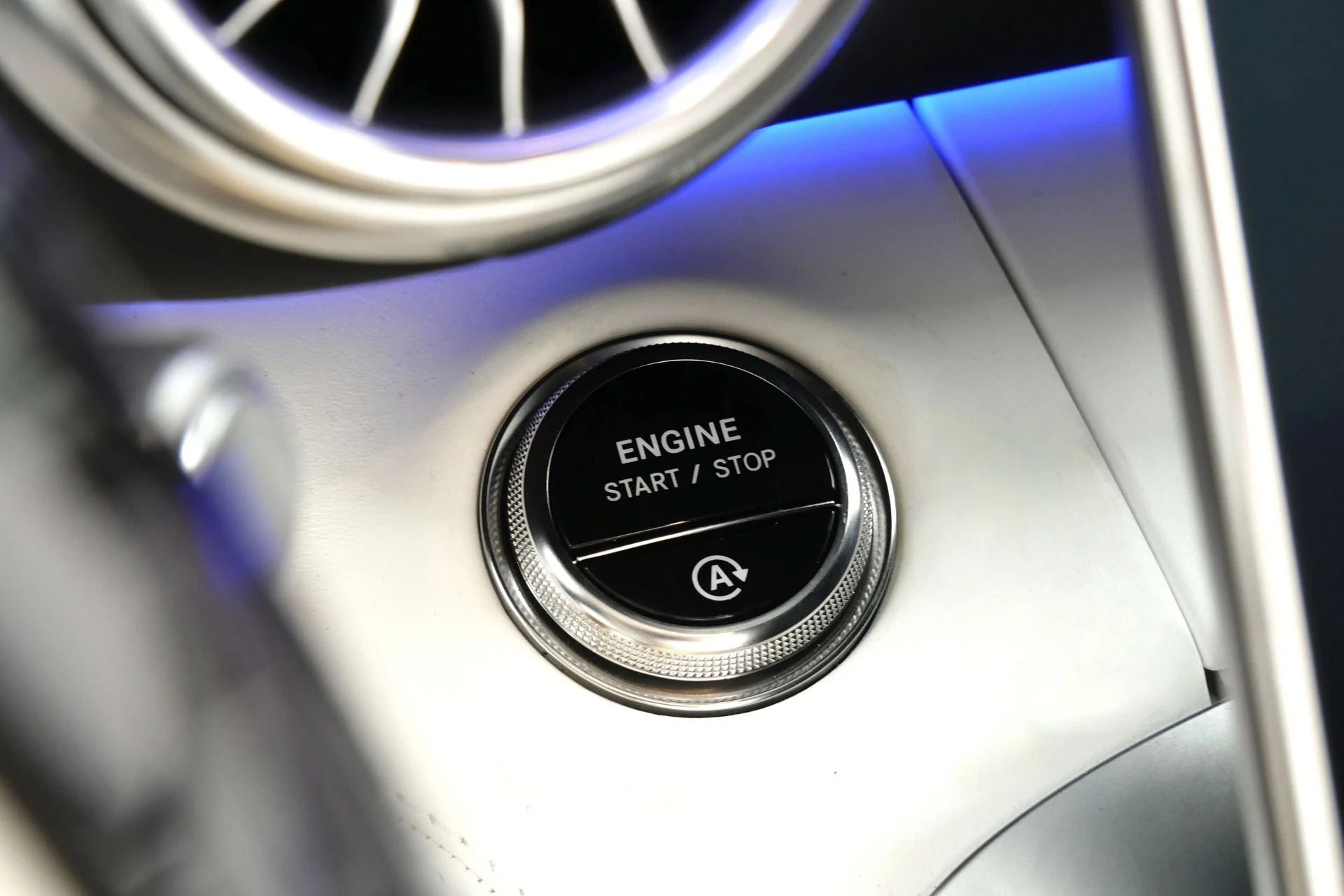 mph038_987240184_Used_2026_Mercedes_Benz_Maybach_SL_680_Monogram_Series_As_New_Condition_1767976694_f6b13ab372