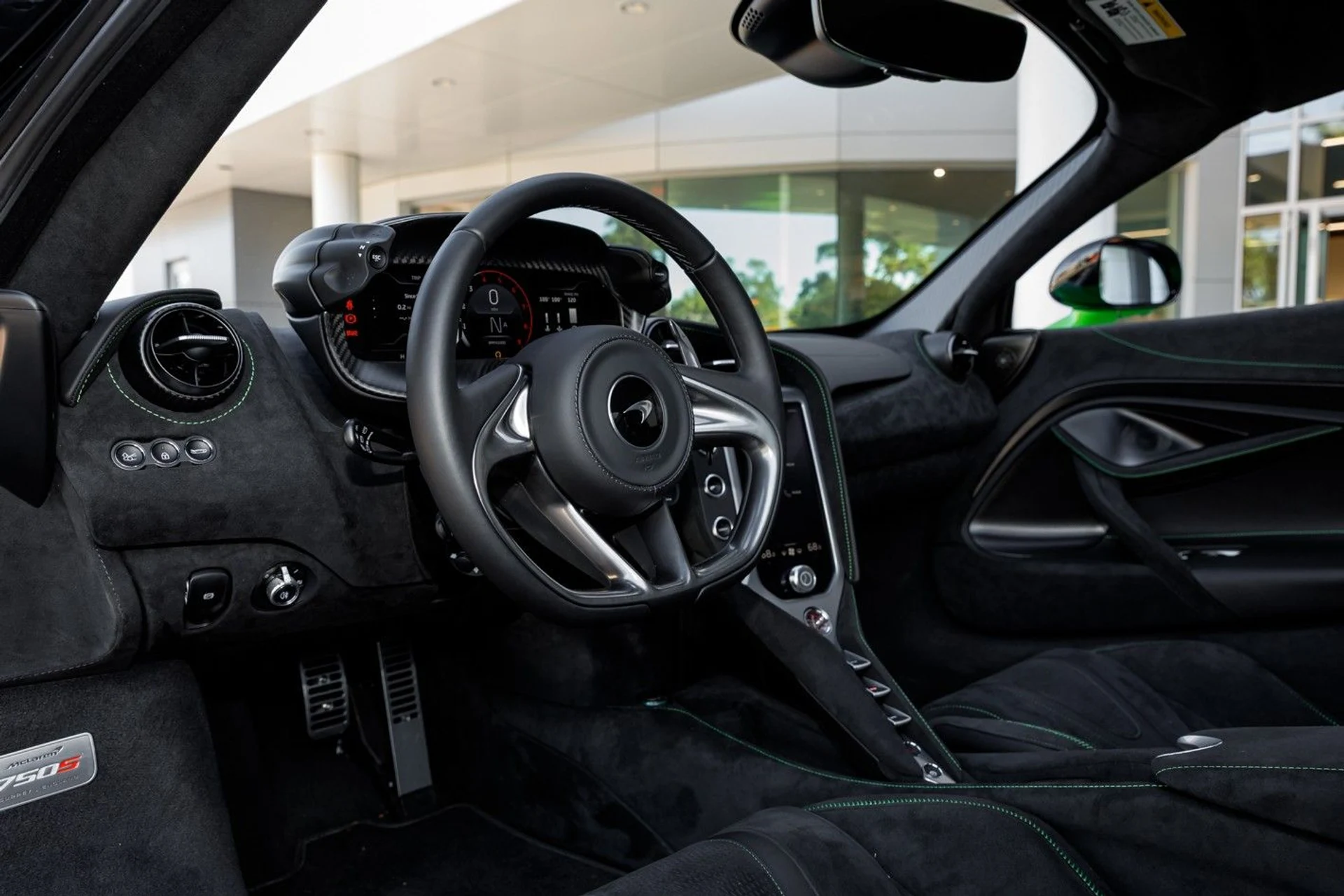 mph039_1006057673_668_p40_l_ddd3568306