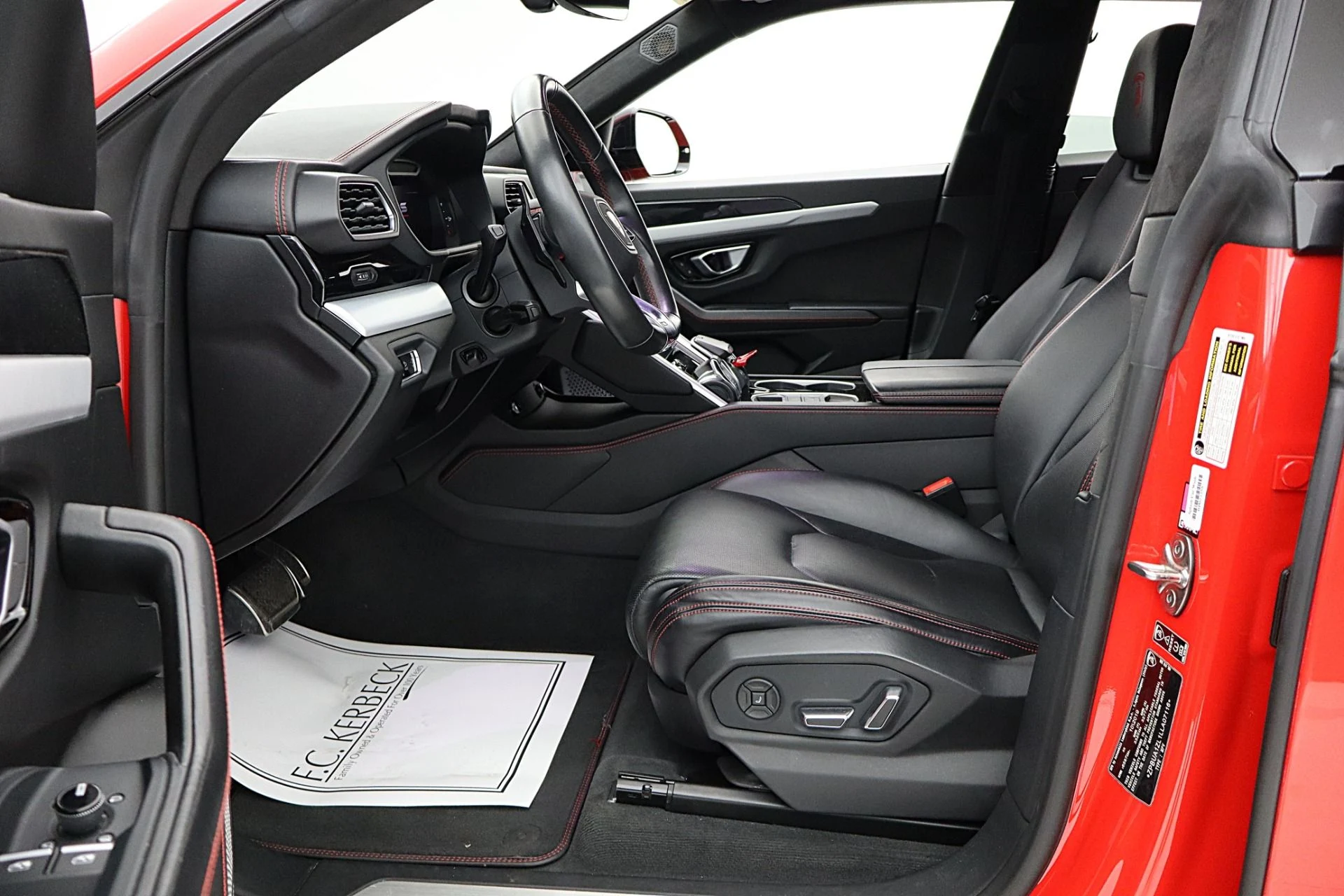 mph039_1026848763_Used_2020_Lamborghini_Urus_152b50375c