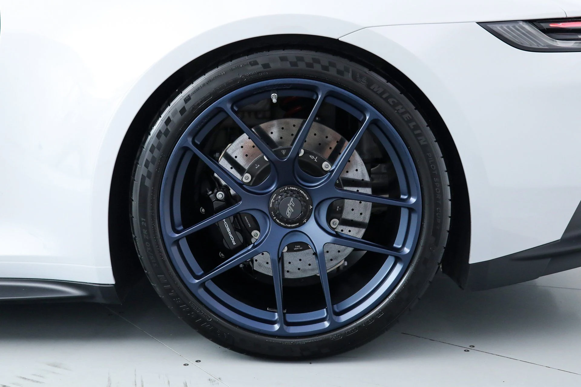 mph039_1026903277_d576dd4c00a2de6bb8229576d8b67c01_75905b7a5b