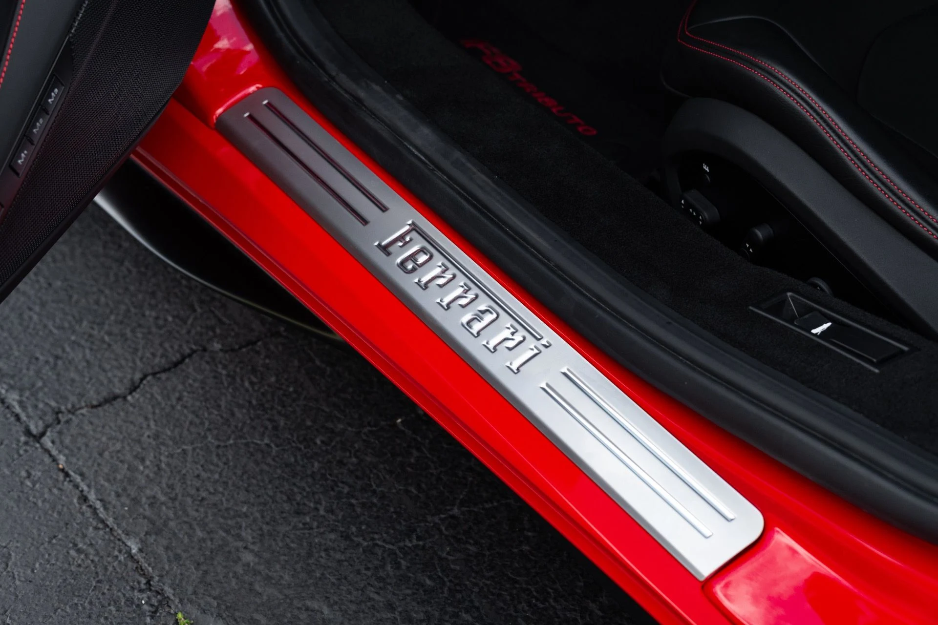 mph039_1028697551_Used_2022_Ferrari_F8_Tributo_1774670303_f73ed7861d