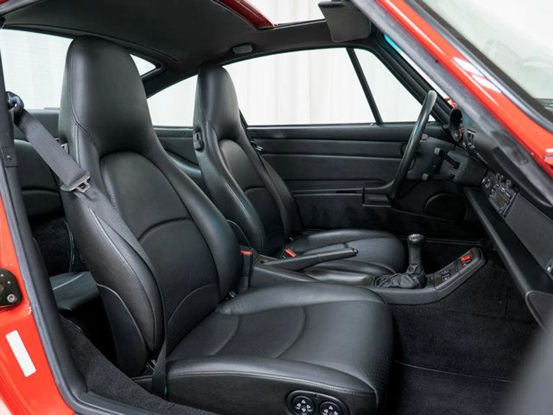 mph039_1030122593_CR_Akwi_Zx4a_E_Pk_Ka_UL_Itd3_U_Kd_CDM_44039ed953