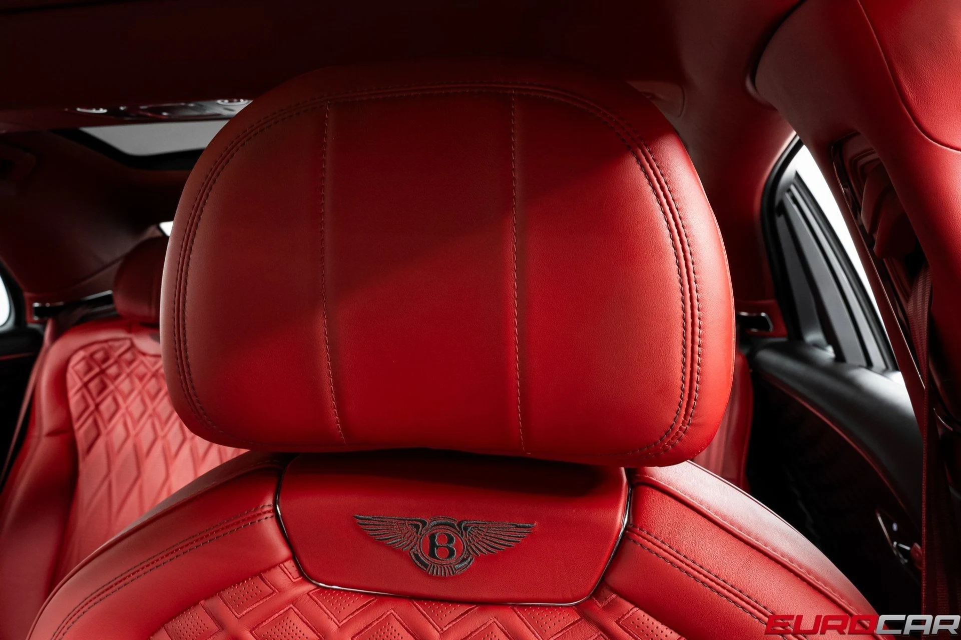 mph039_103219978_image_40_c5a6169891