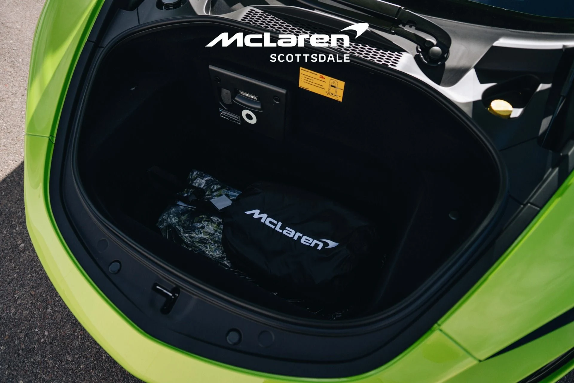 mph039_1034443161_Used_2025_MCLAREN_ARTURA_SPIDER_1732371768_dccebfe72f
