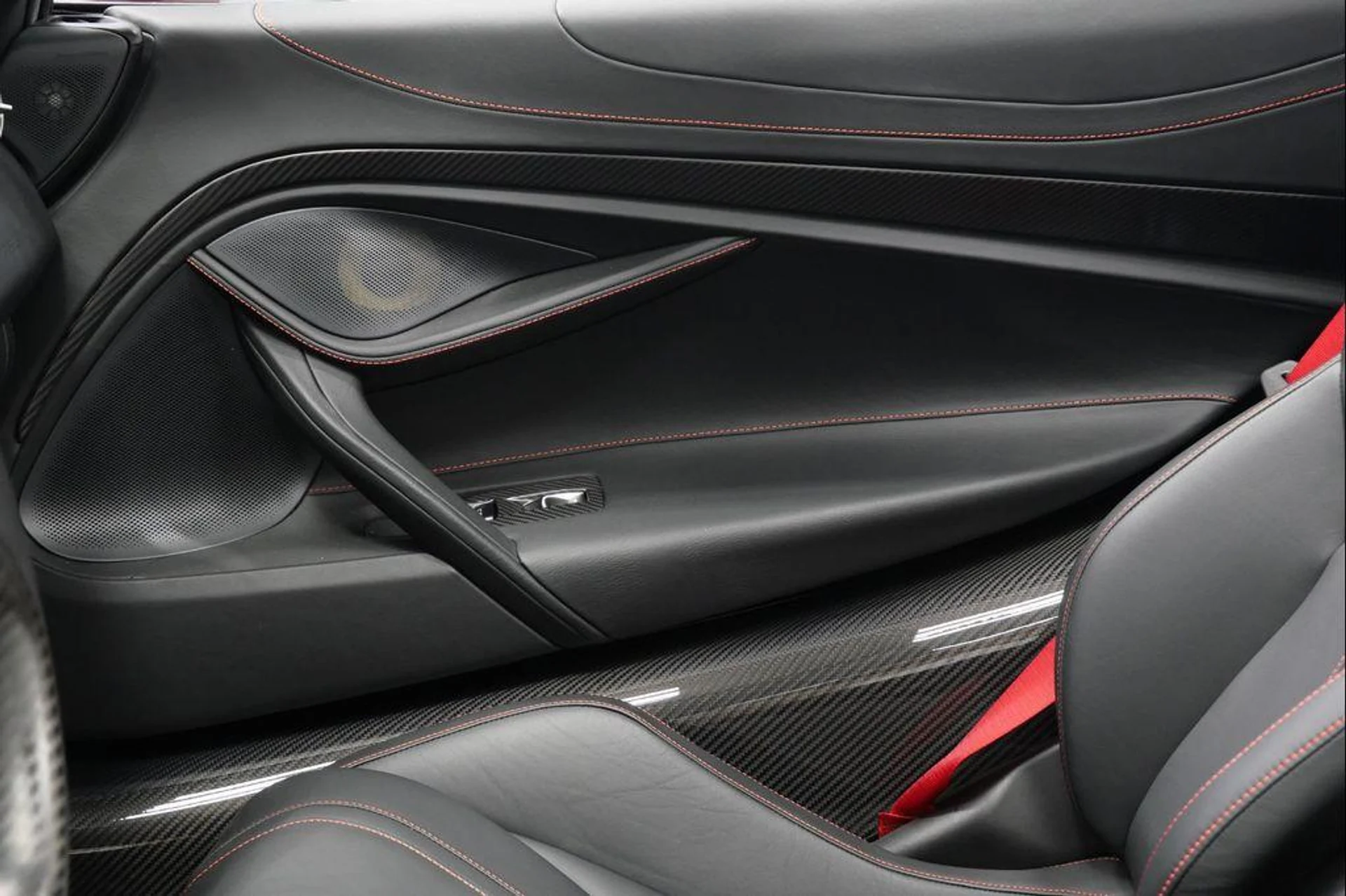 mph039_1042418525_x_Ggdi_OKS_He_Y_Lgg_CS_0_K2s_VPFC_Juc_a2ad048439