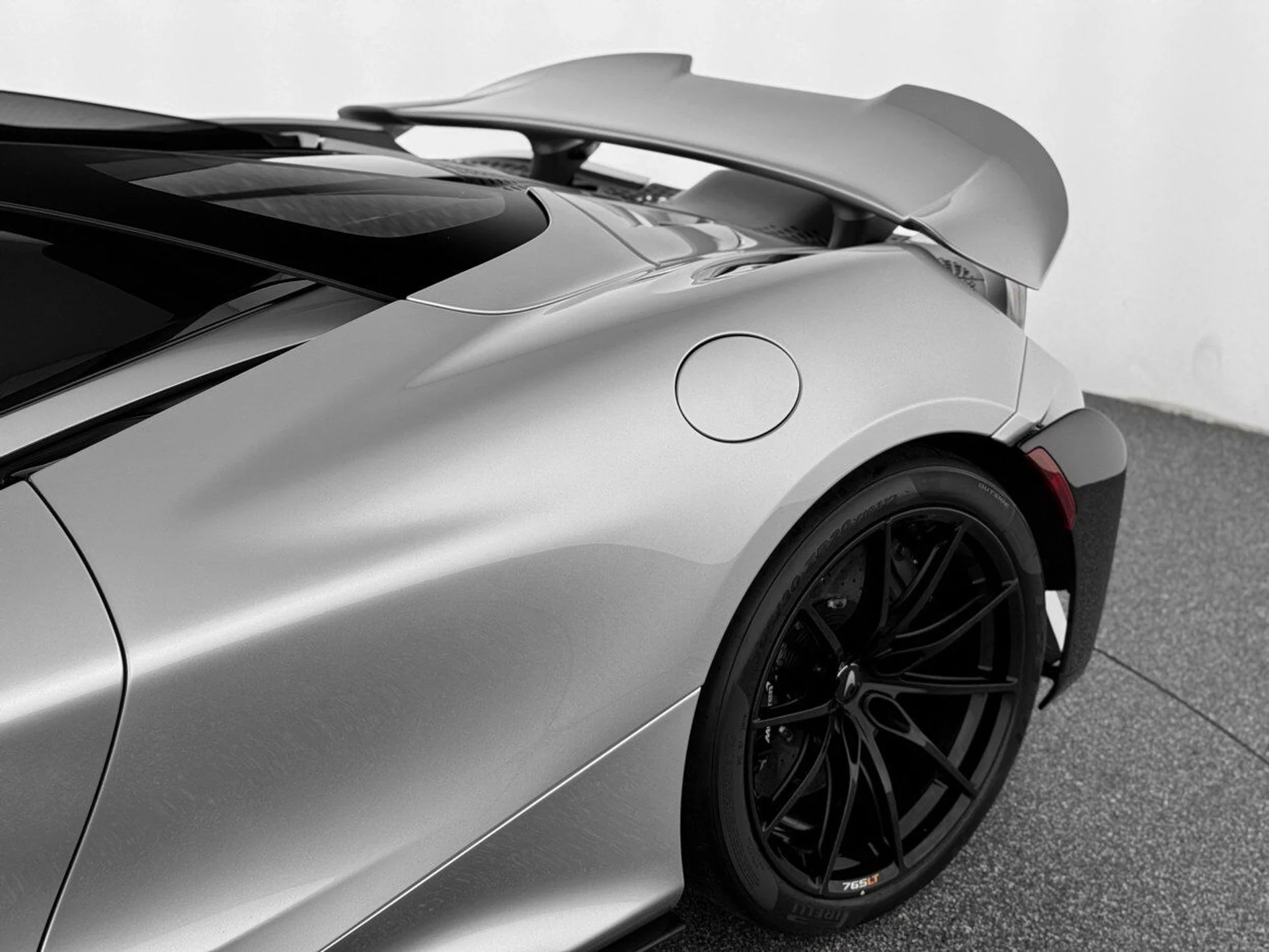 mph039_1044970635_66b60dadedb77486a7d71f0bff8d0b60_25c770e255