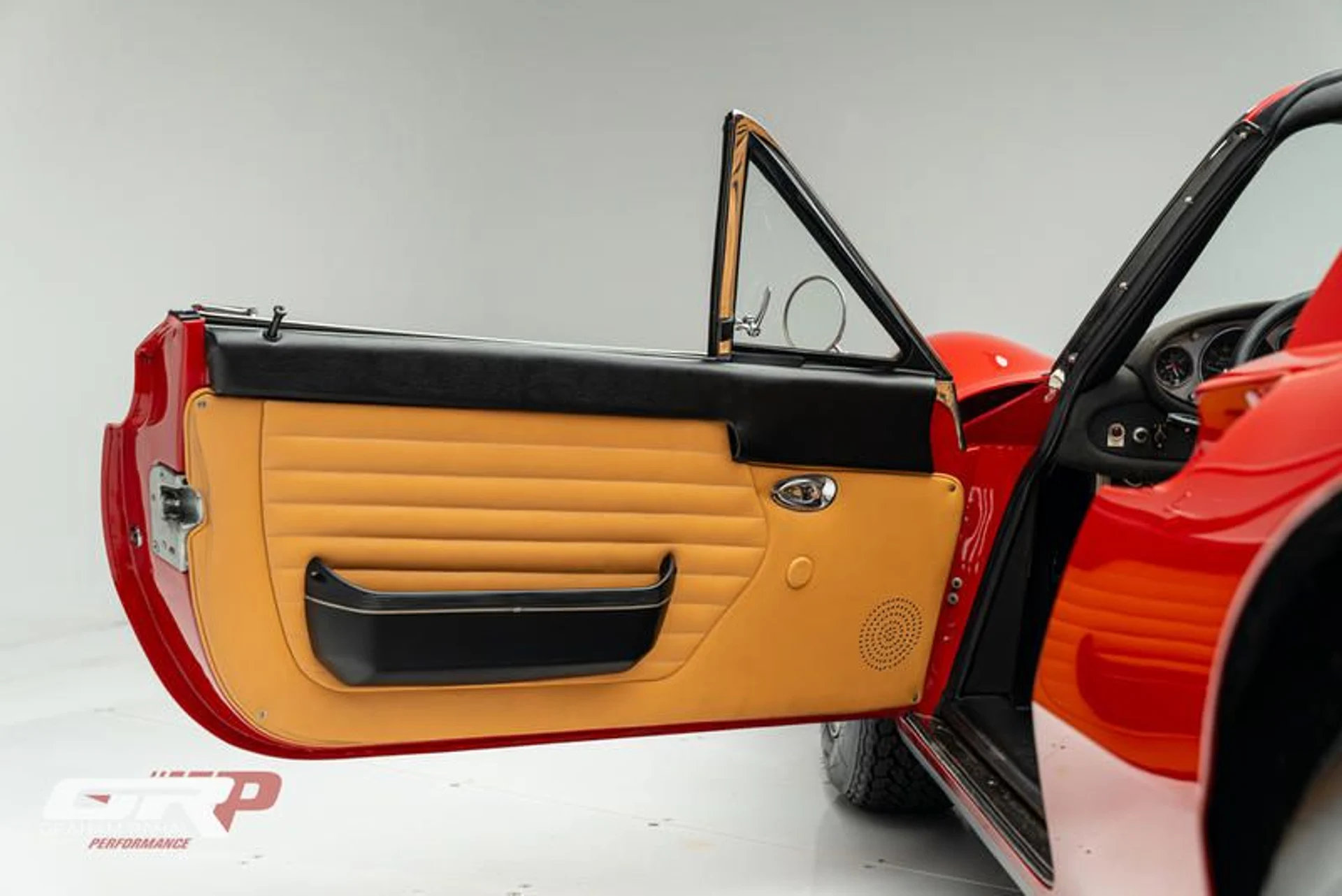 mph039_1047043376_1_C7_D51_D9_AD_1_A_4_EB_7_8_B3_F_64192_BBB_5_F89_8aa3e4fe4c