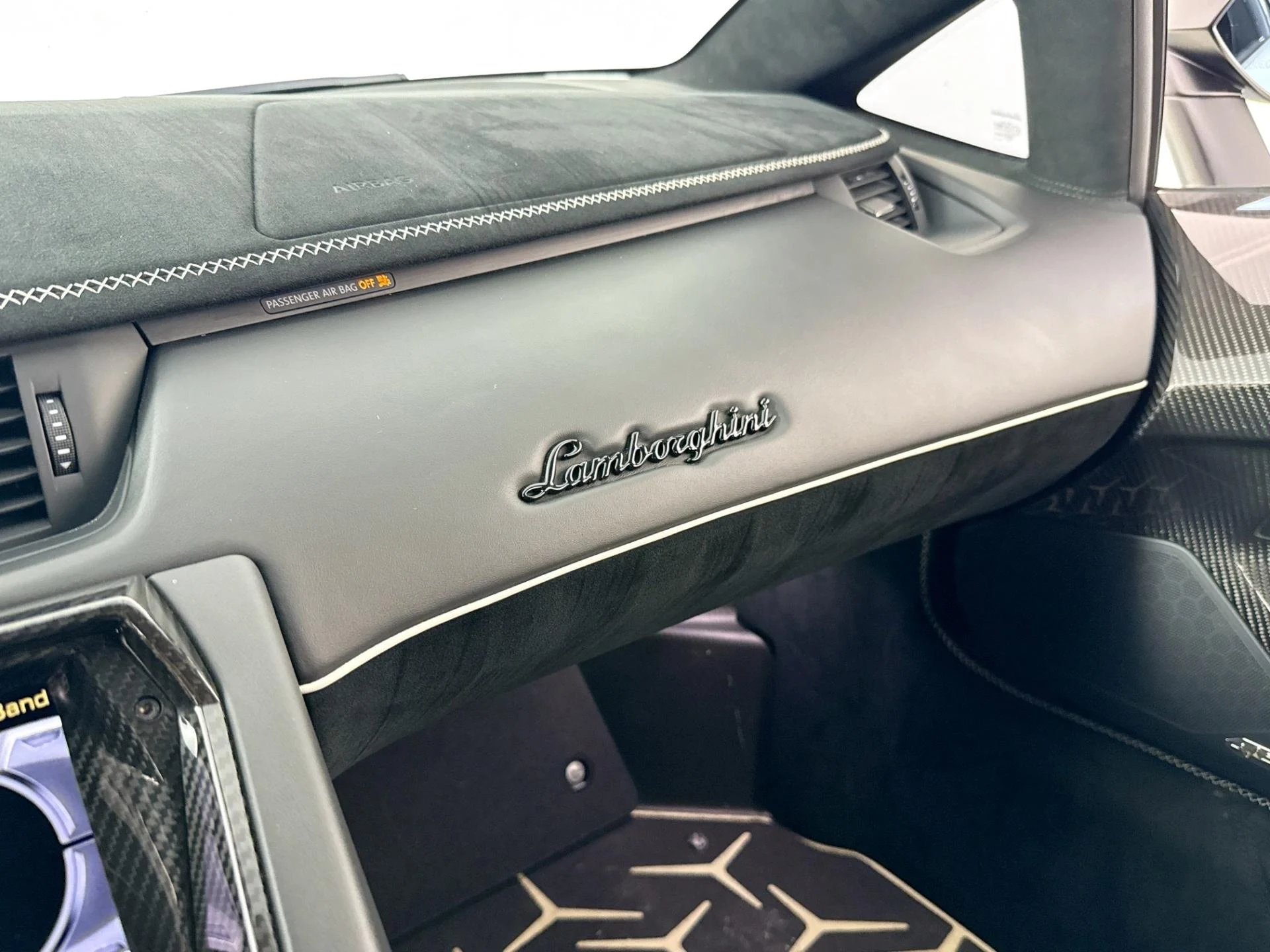 mph039_1047893460_Used_2020_Lamborghini_Aventador_LP_770_4_SVJ_Roadster_1785777176_0d40afc058
