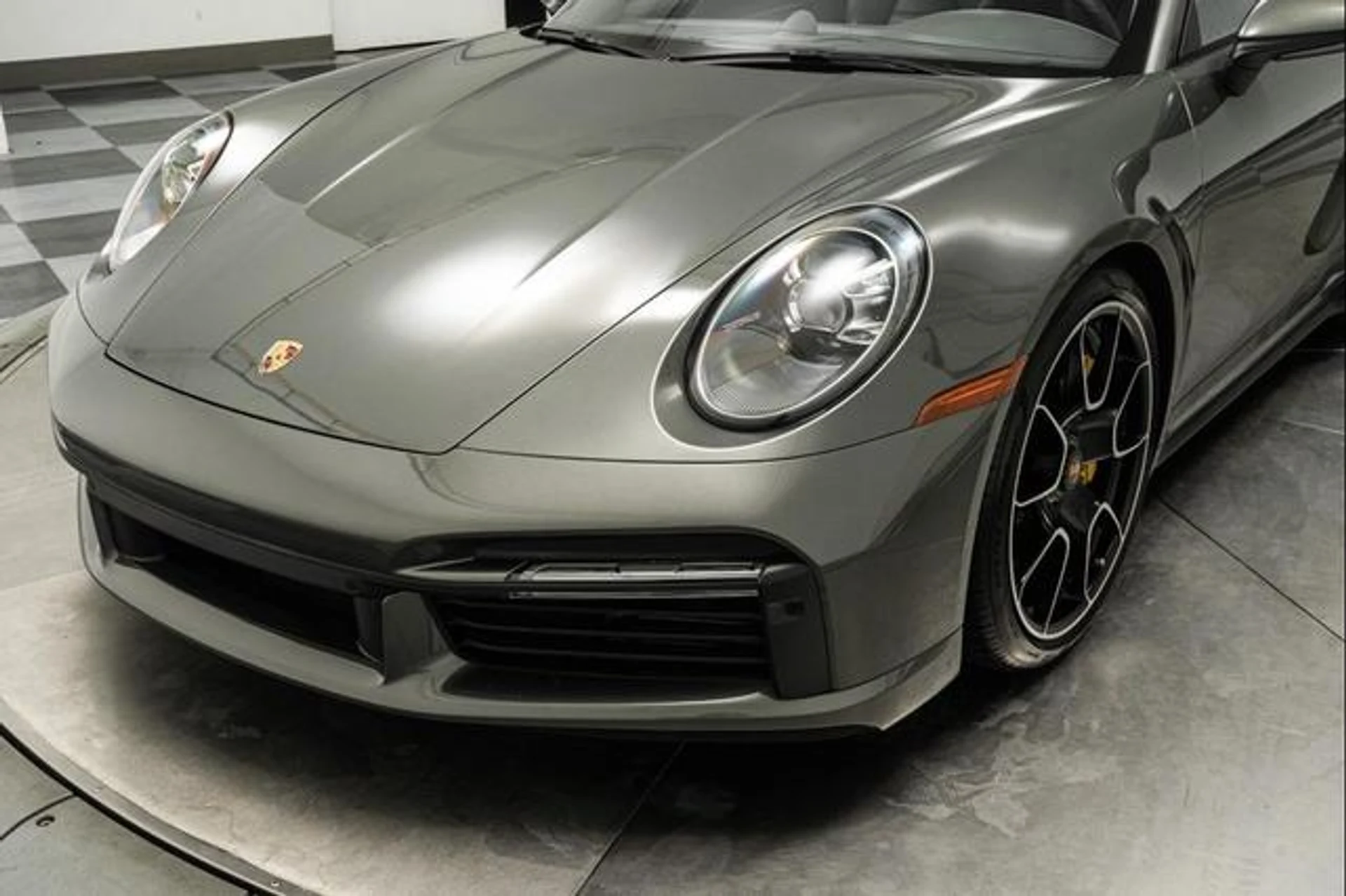 mph039_104810390_Kxw_Q_Xm_O_Cubx_Dph_Ku9_Wv_SZR_Rz4_ZU_01739101ce