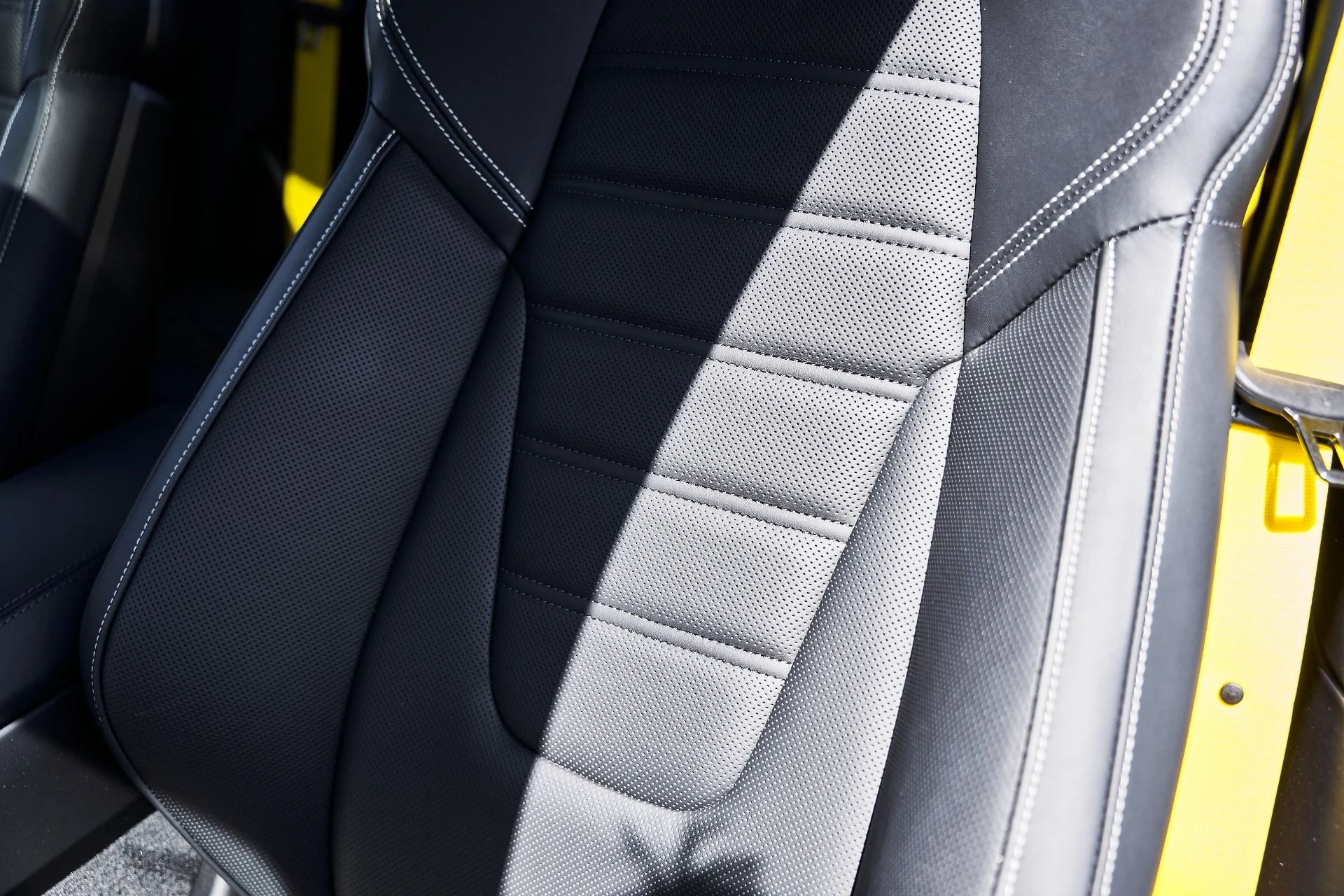 mph039_1056019711_Used_2026_Porsche_911_Carrera_4_GTS_1776878389_f032e9524c