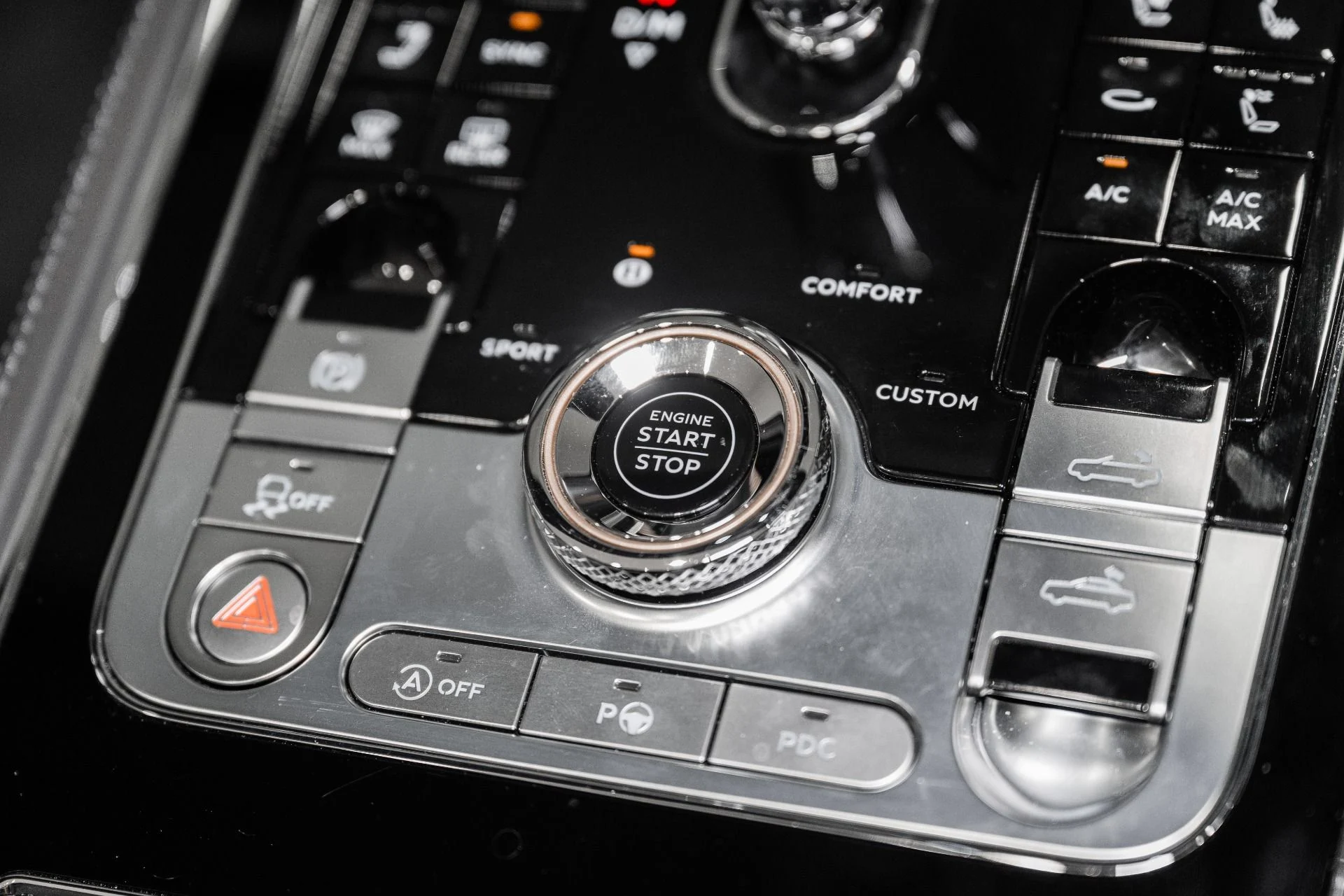 mph039_1061235449_Used_2024_Bentley_Continental_GT_V8_1787756974_992fbfb67c