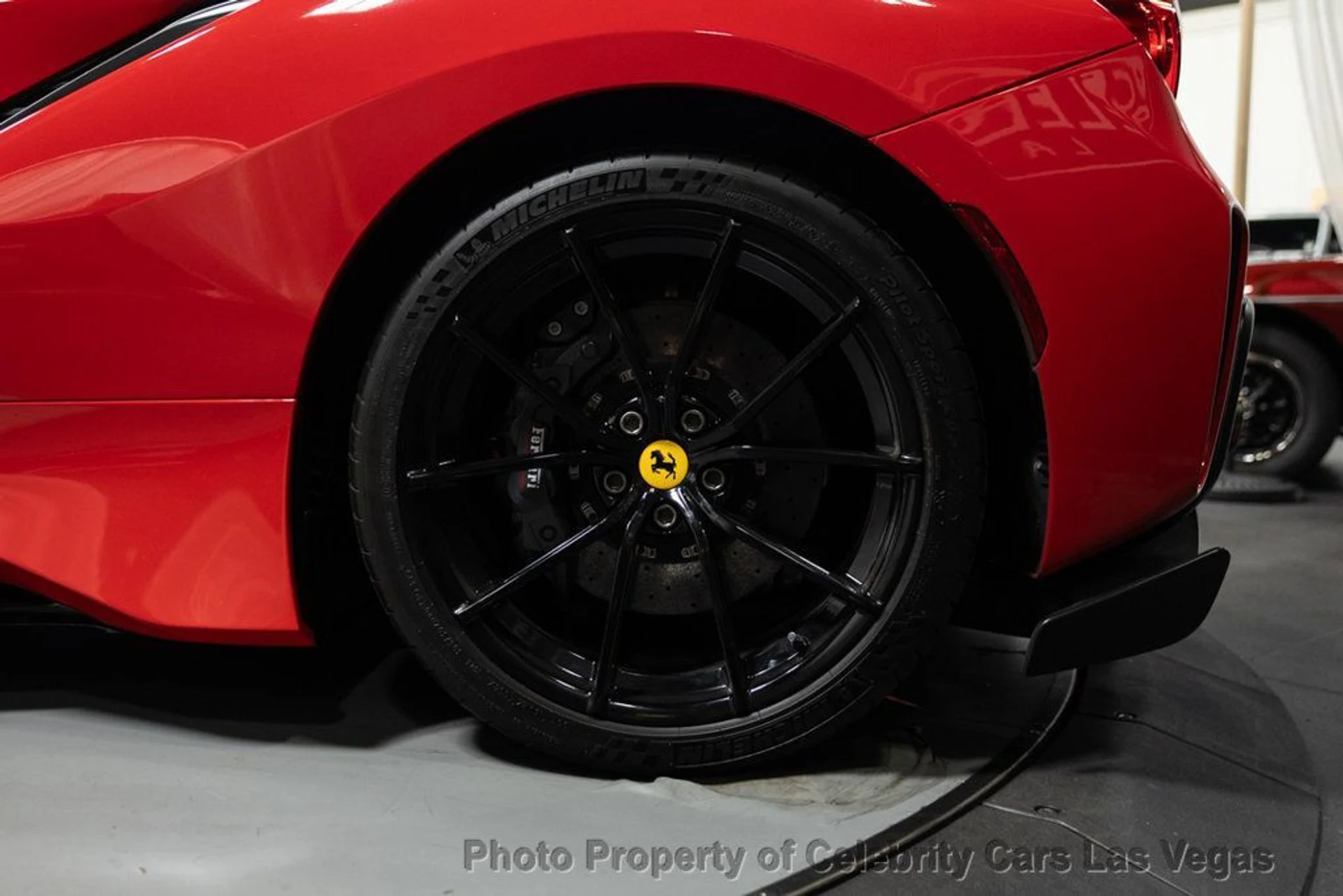 mph039_1065552342_used_2020_ferrari_488_pista_488pista_9707_22881608_40_1024_59398c7cbd