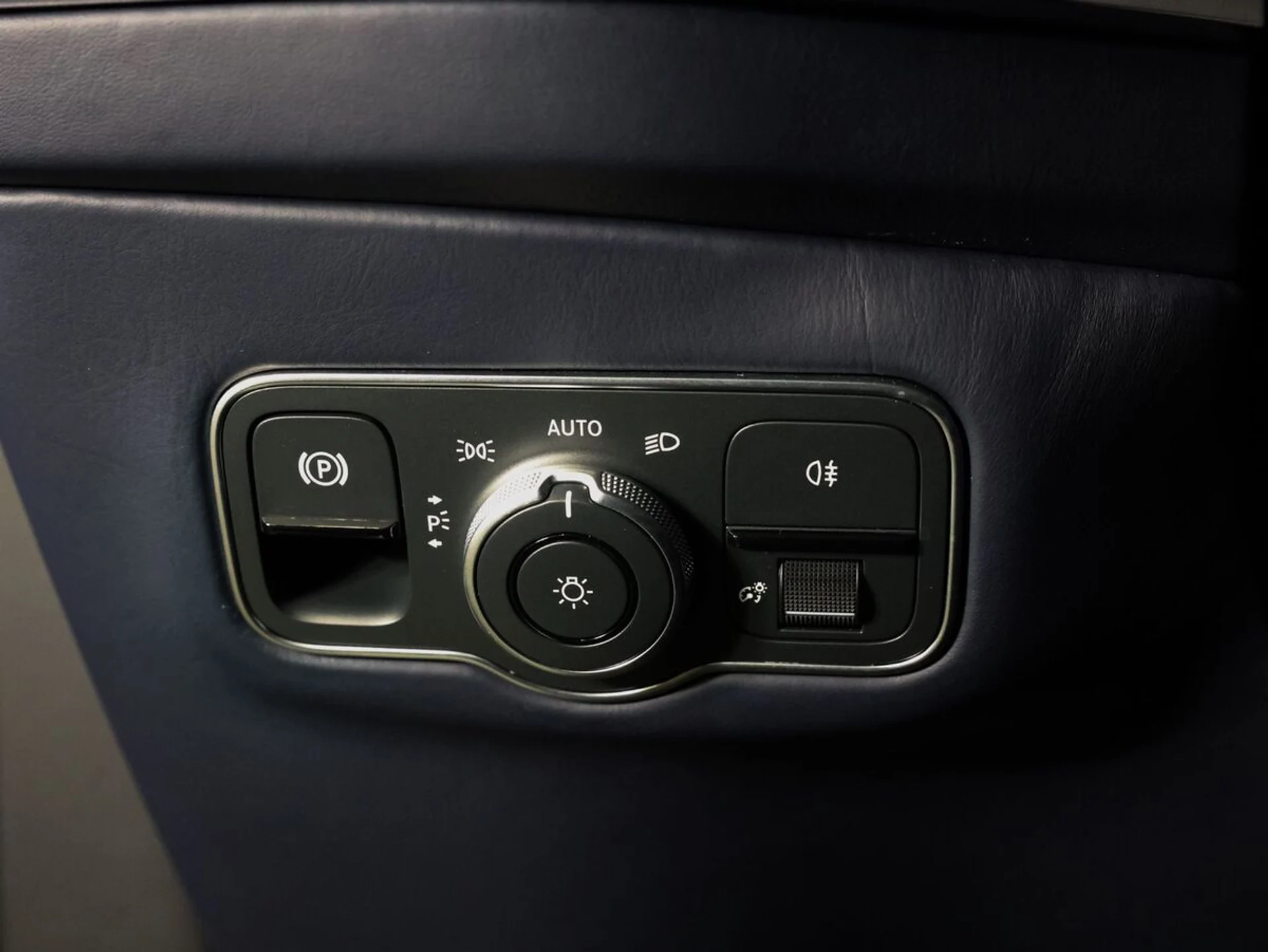 mph039_1069369720_71vvkdes0kl79j4zz9ghb95no4ct_412a23eeed