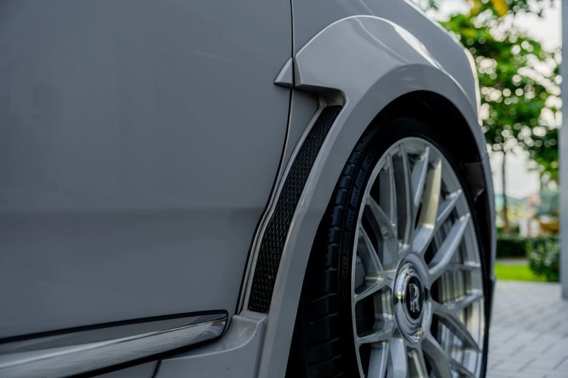 mph039_1087438886_22563864_40_1024_e09cb1b47b