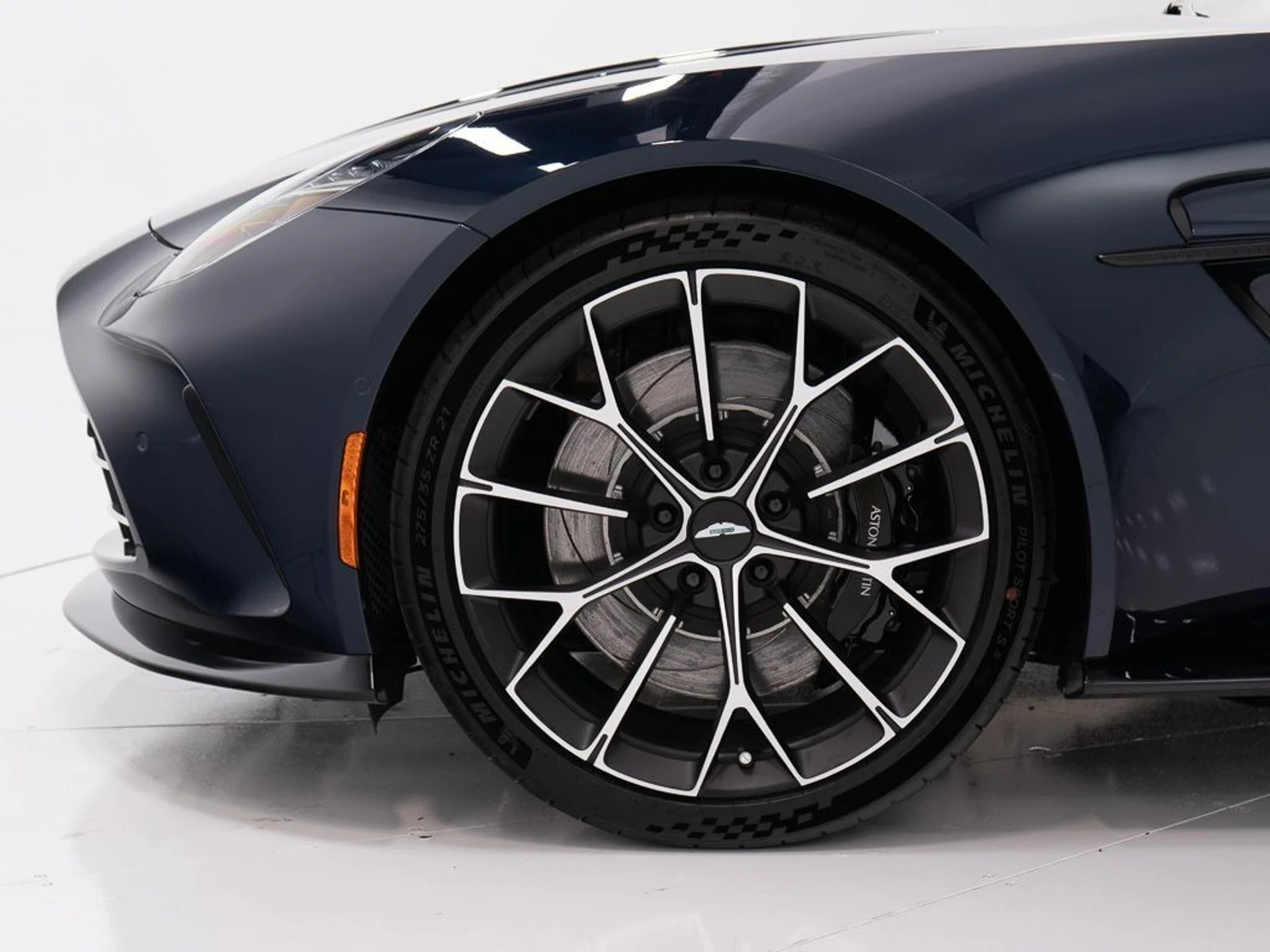 mph039_1087657983_98ae142d535c18173ece5a3b2f8e85ed_39e81f979f