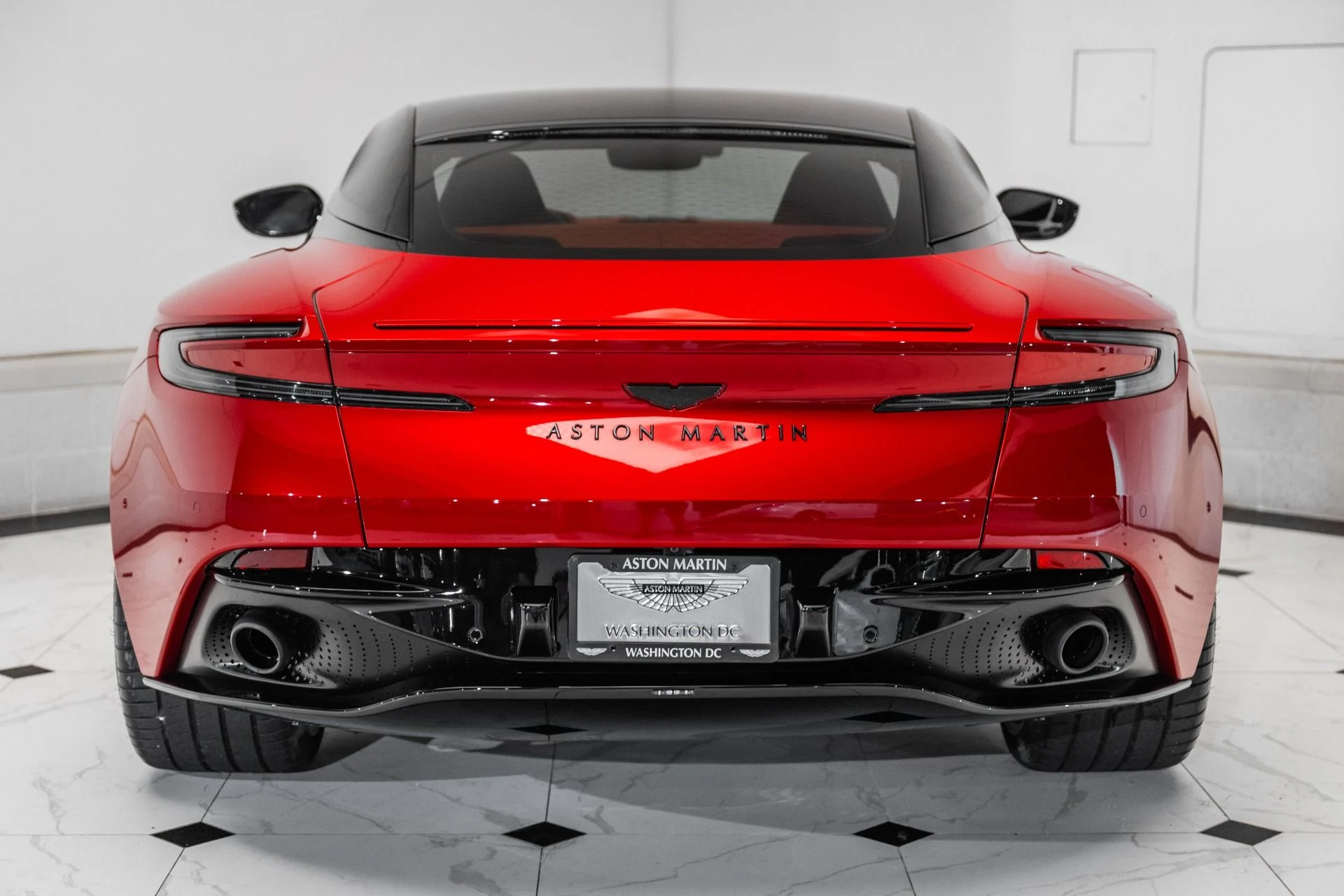 mph039_1088454483_Used_2023_Aston_Martin_DB_11_V8_Coupe_1749739937_66a7530cd5