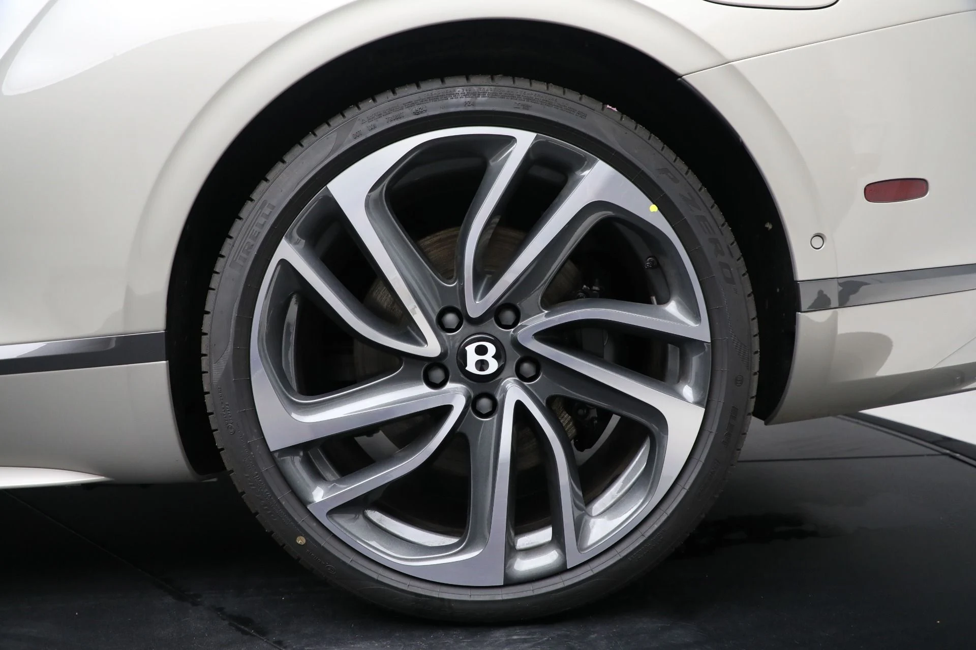 mph039_1088536776_New_2025_Bentley_Continental_GTC_Speed_9bef63229f