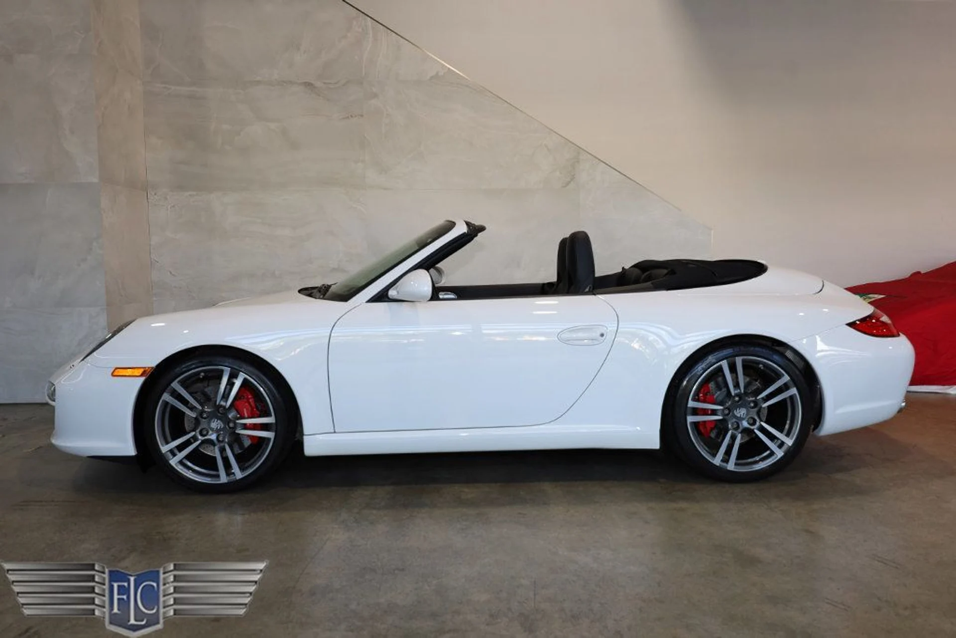 mph039_1104824605_used_2012_porsche_911_2drcabriolet997carreras_9689_23016607_40_1024_3c25ca9531