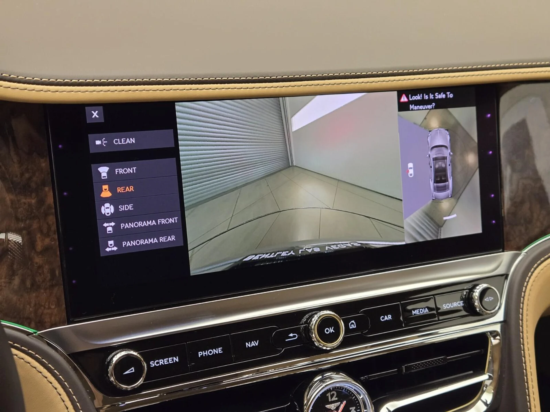 mph039_1110689771_Used_2022_Bentley_Flying_Spur_V8_1767077537_2ba836cf81