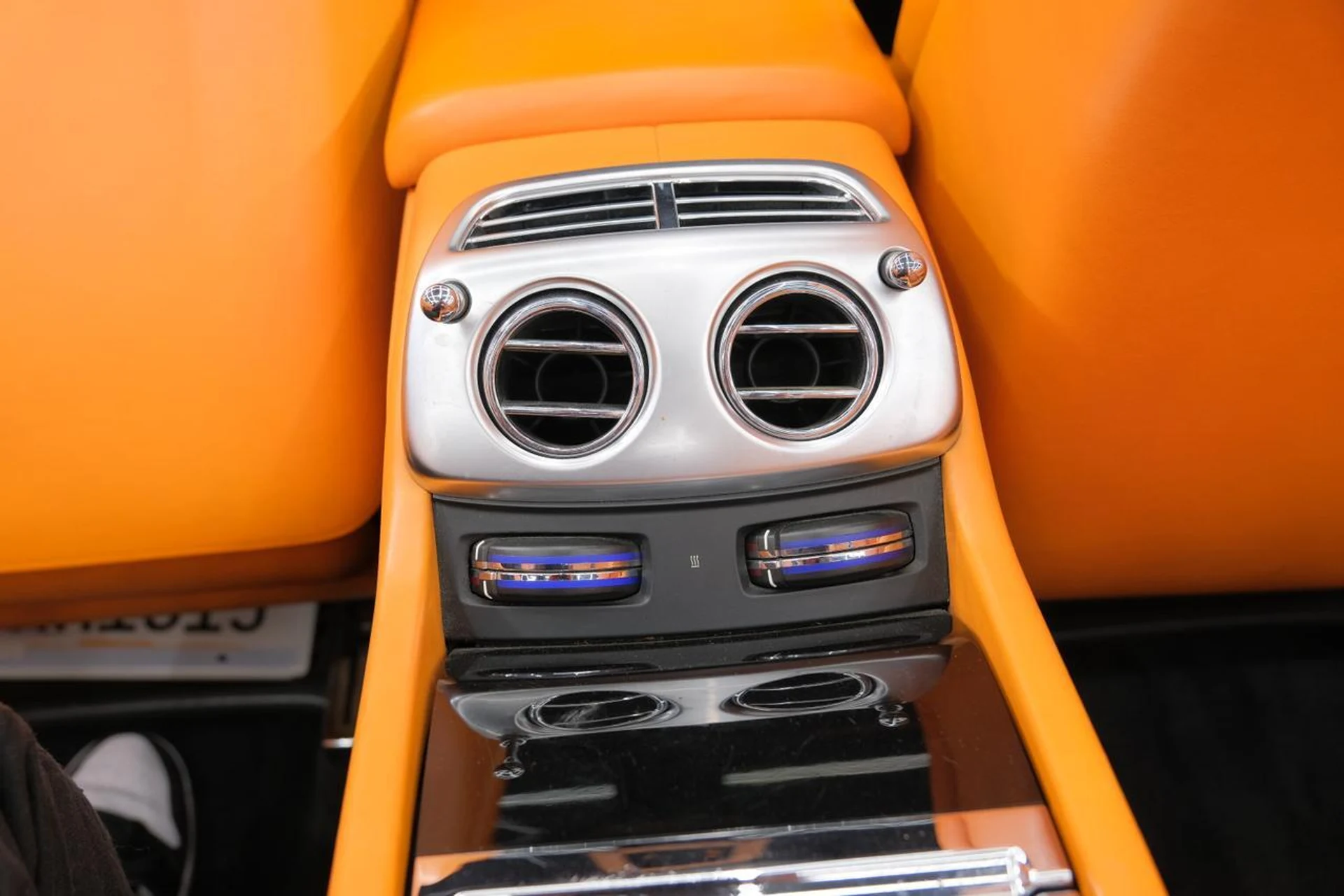 mph039_1113750002_0e8a860b66db44240e79b53e00e88f95_c1b88cb287