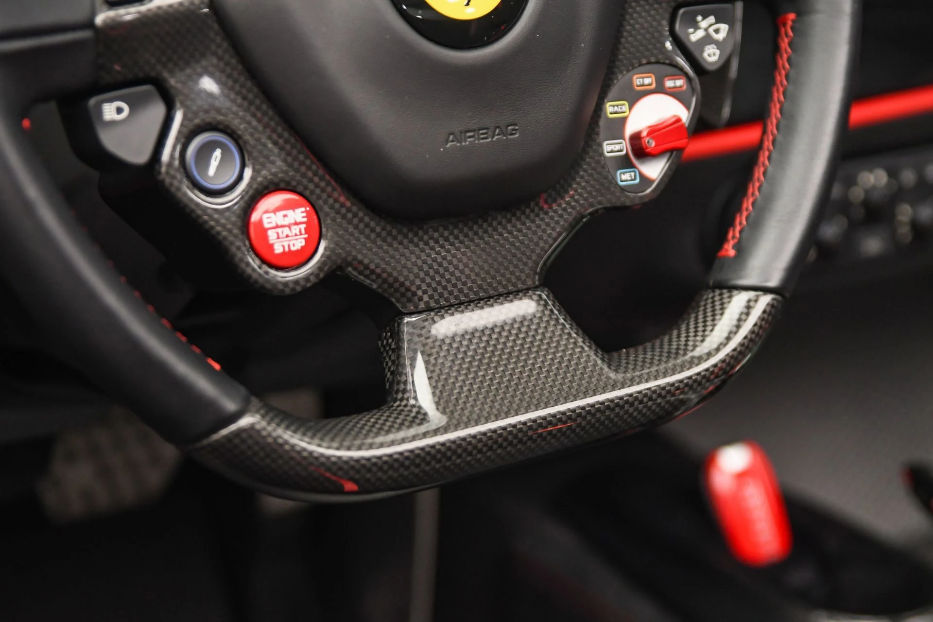 mph039_1119799591_3576c0378f7c4c7f9998903198101c82_5d3bc4b826