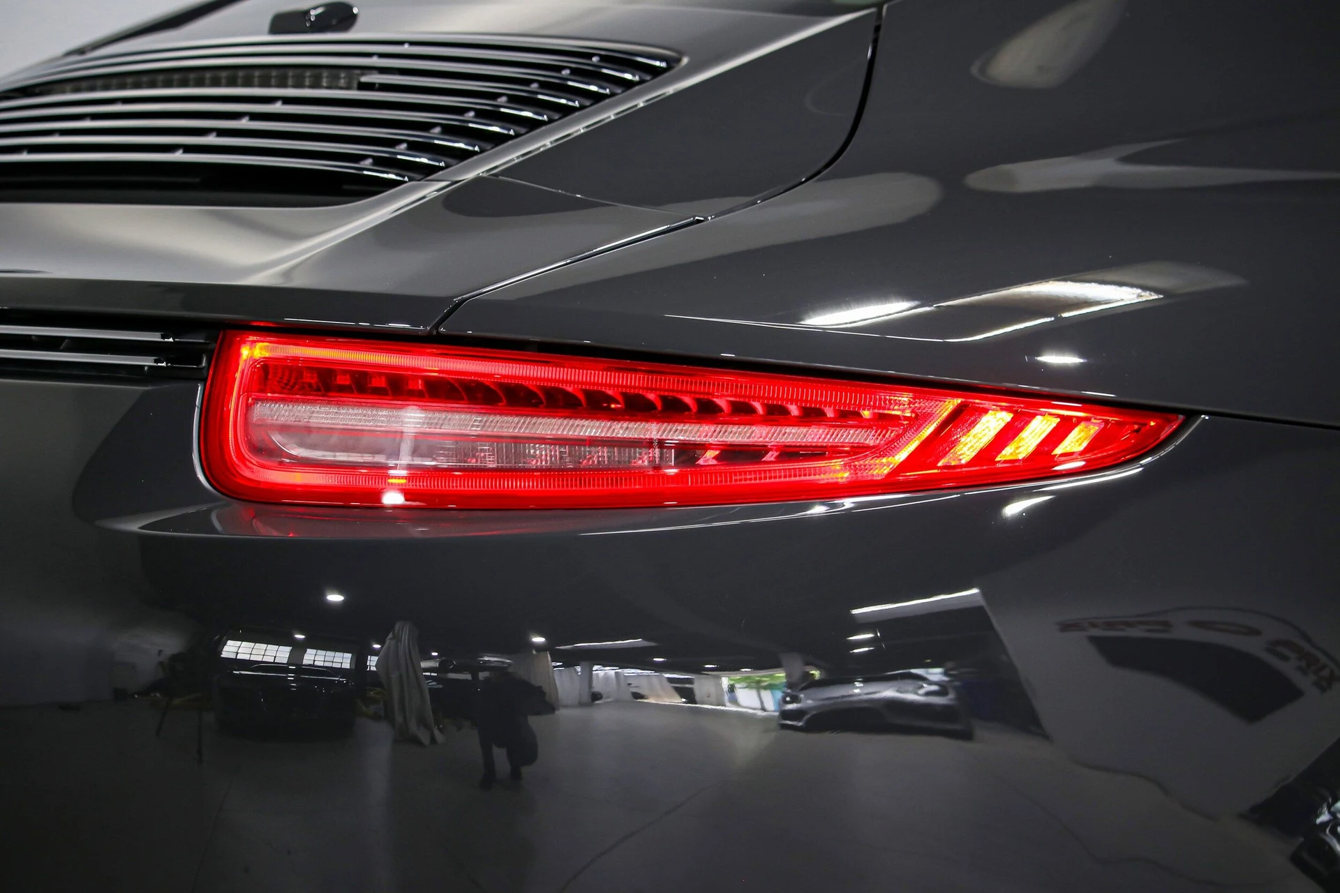 mph039_1127244540_8b3a75290b6a9aacef6ca9de2e80ccd7x_e611604551