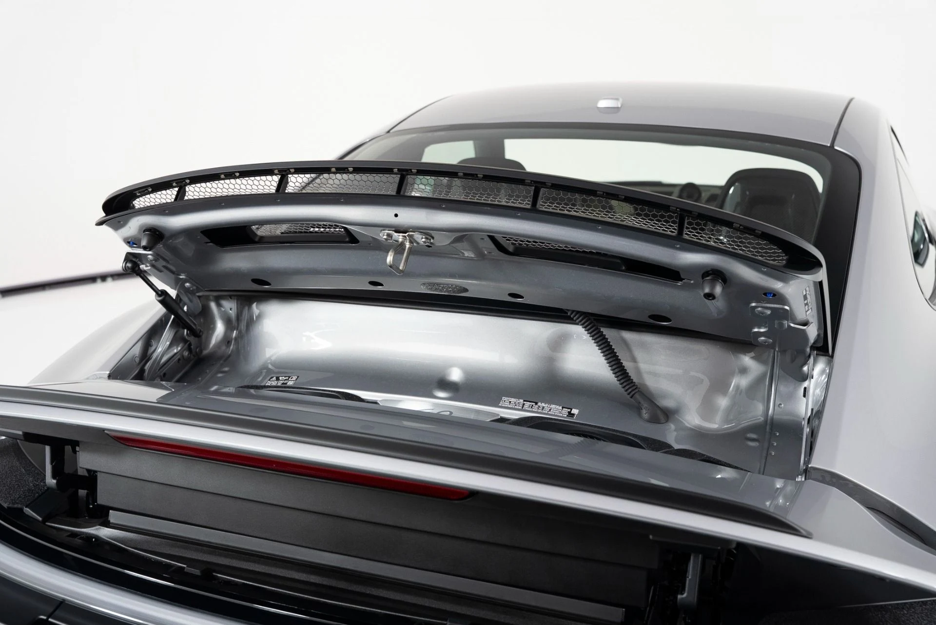 mph039_113082781_Used_2025_Porsche_911_GT_3_1754676204_c5b5491c07