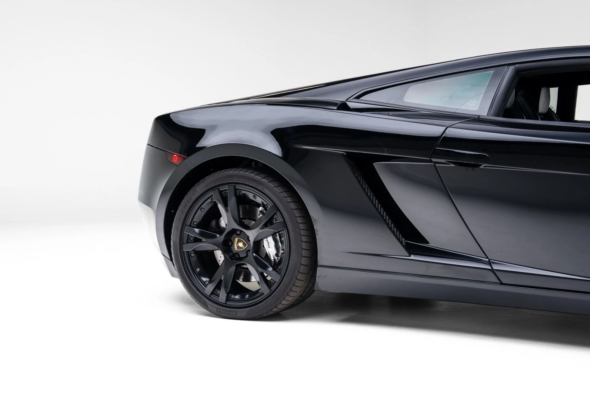 mph039_1138246903_Used_2007_Lamborghini_Gallardo_Nera_Edition_1770753495_43d986b5cf