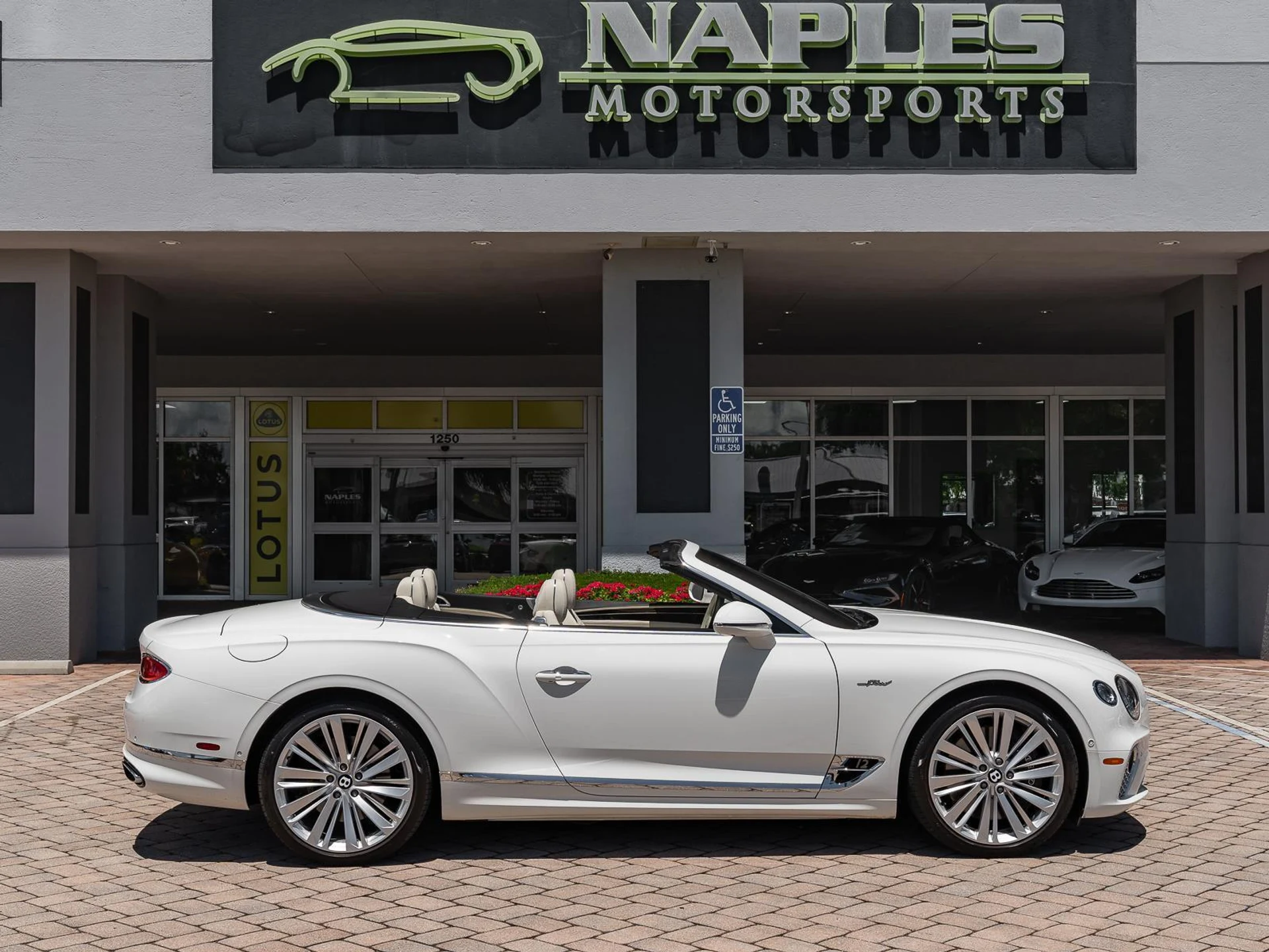 mph039_1163751276_Used_2022_Bentley_Continental_GT_Speed_1780952658_217ead0695