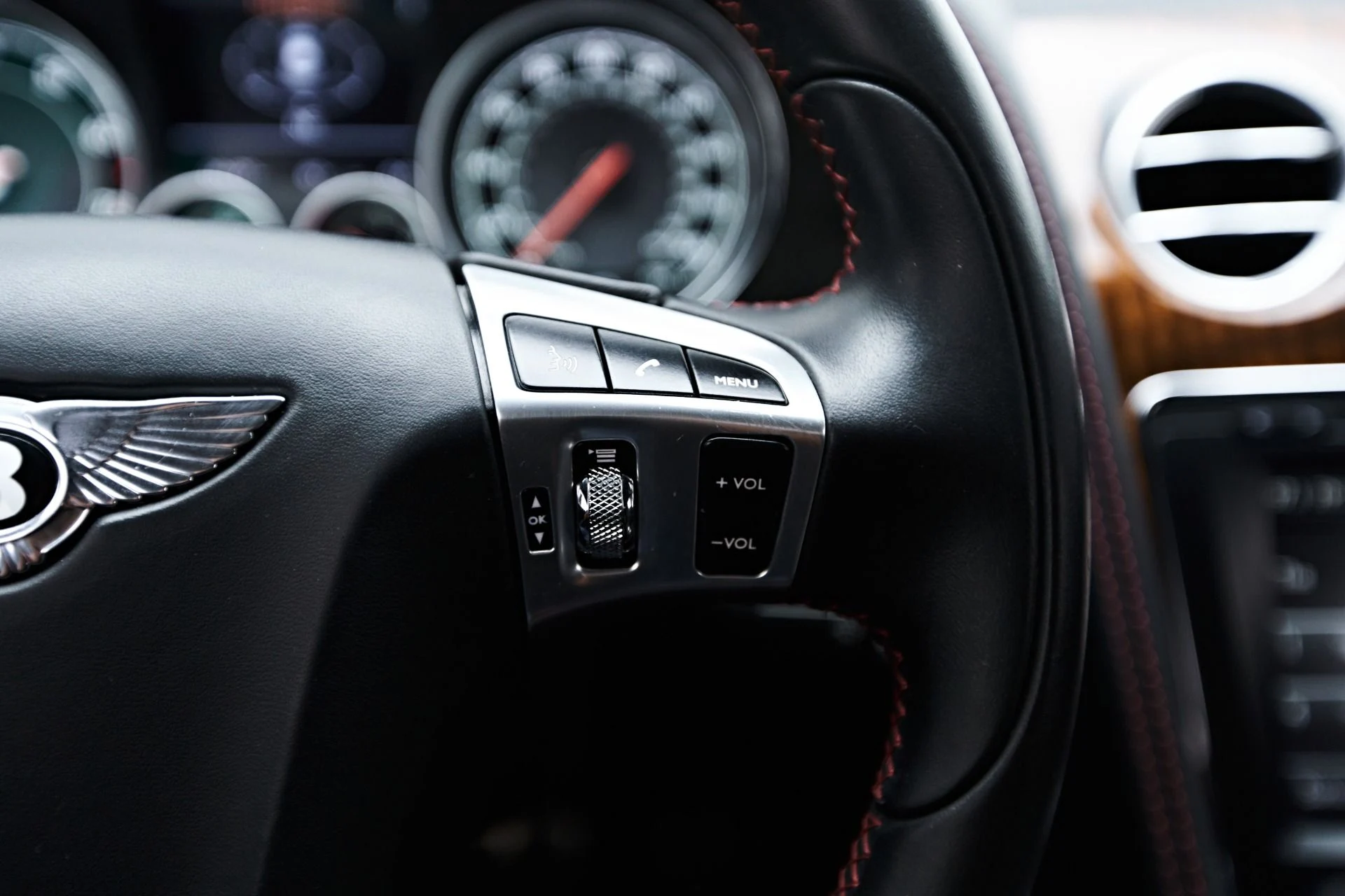 mph039_1166580183_Used_2013_Bentley_Continental_GT_V8_1655423463_515cb6899d