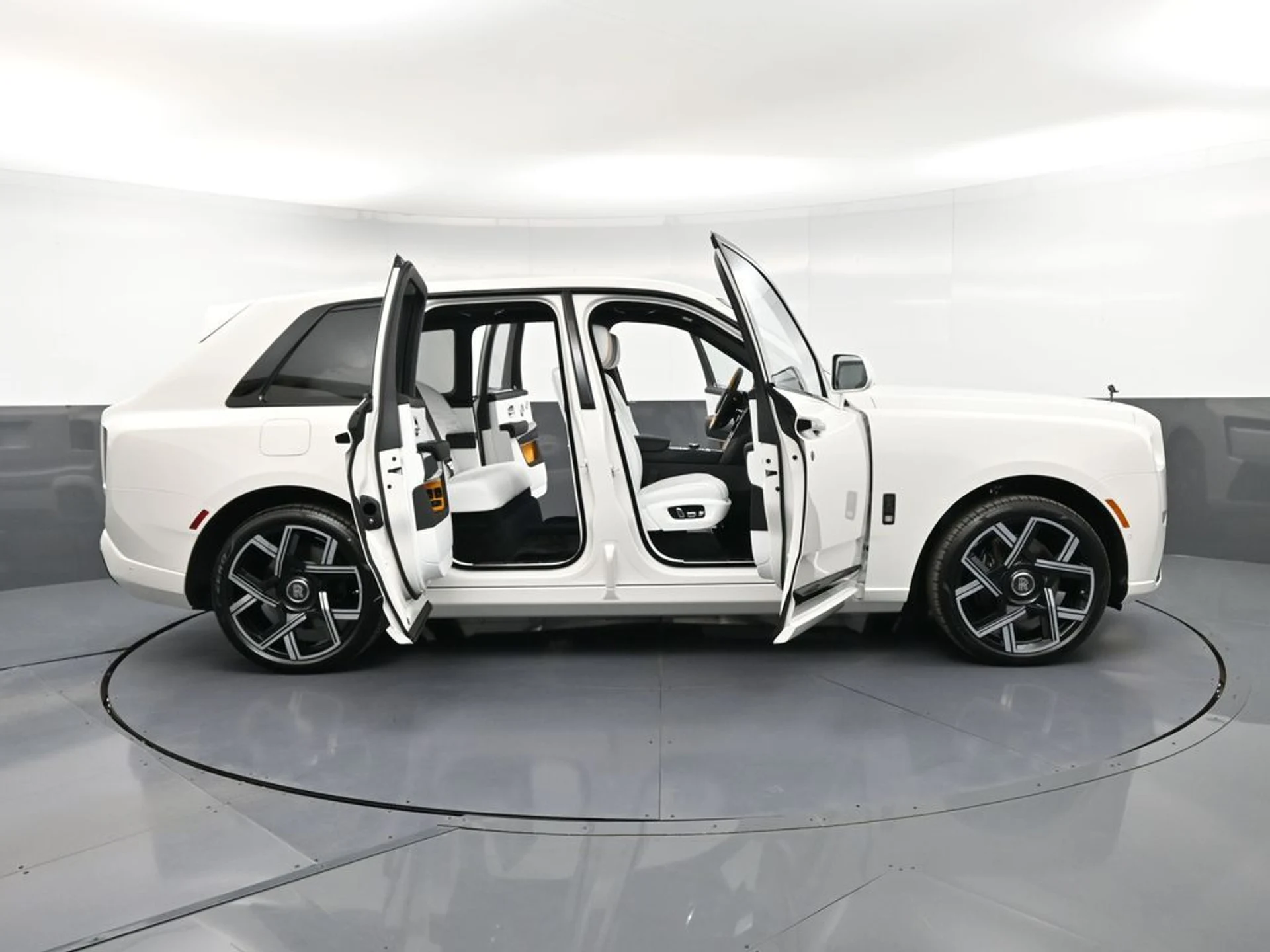 mph039_1187433323_52dc0c52_8362_4350_812d_5d217302a587_447945896c