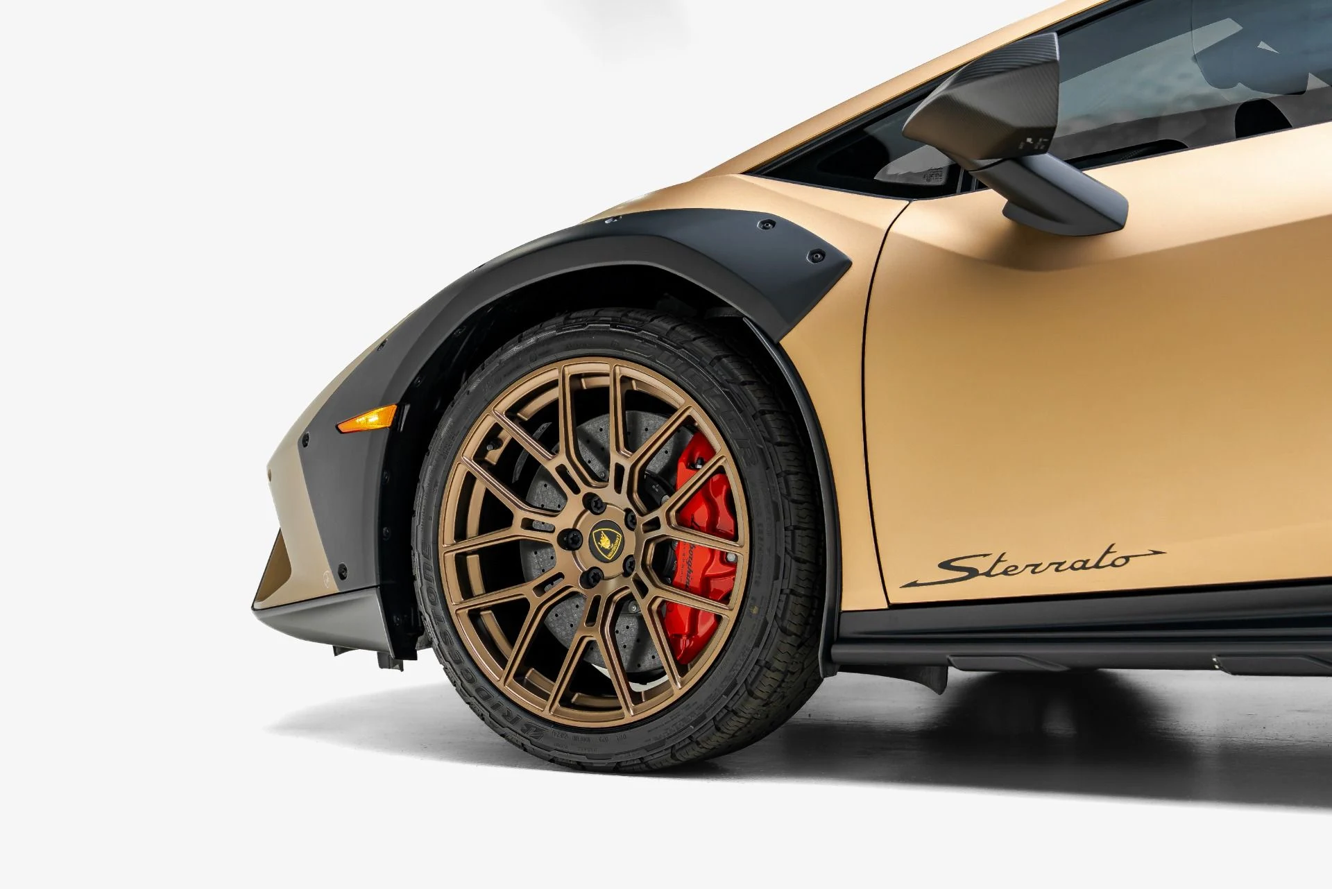 mph039_1194427291_Used_2024_Lamborghini_Huracan_Sterrato_1786041520_1e5b19cf53